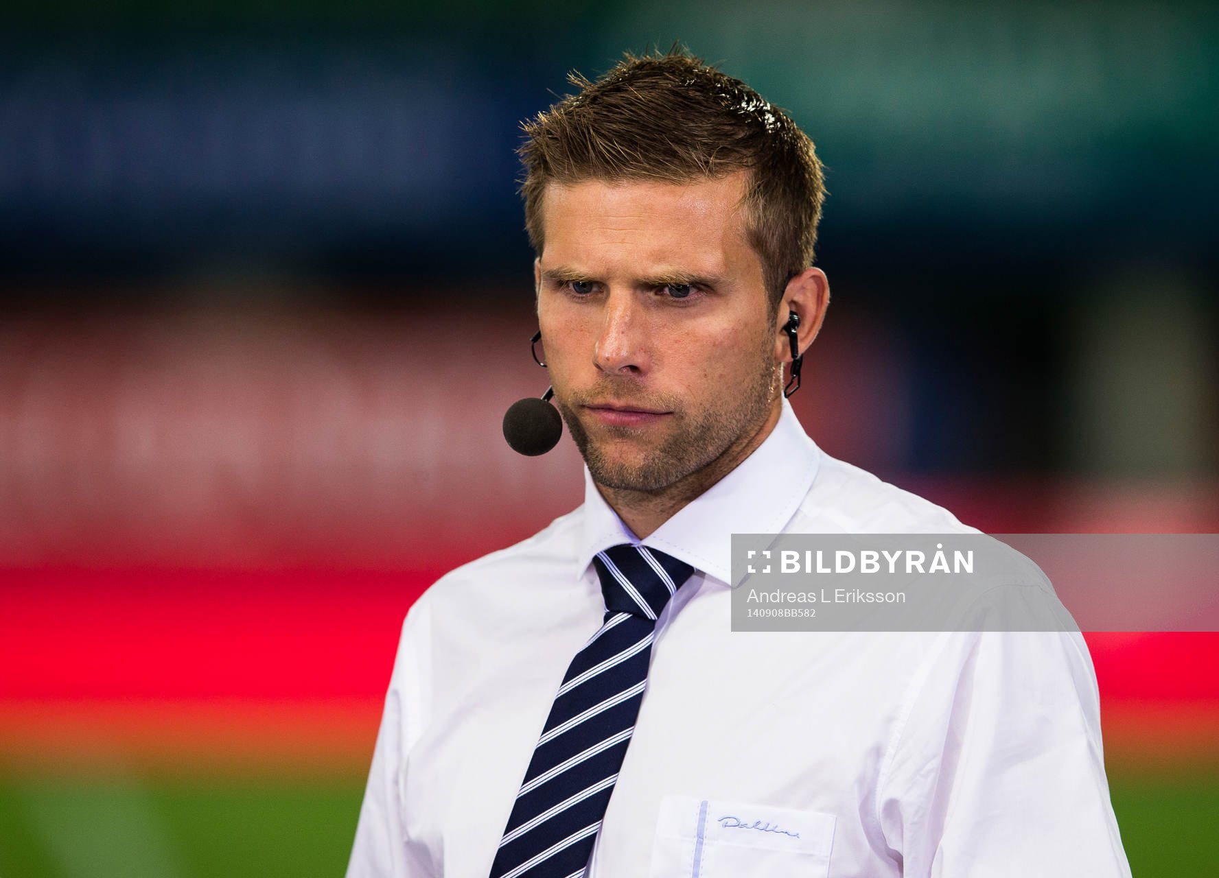 s studio innan fotbollsmatchen i EM-kvalet mellan