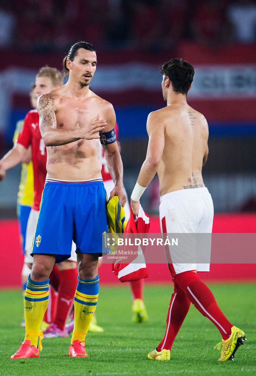 Sveriges Zlatan Ibrahimovic och Österrikes Aleksandar