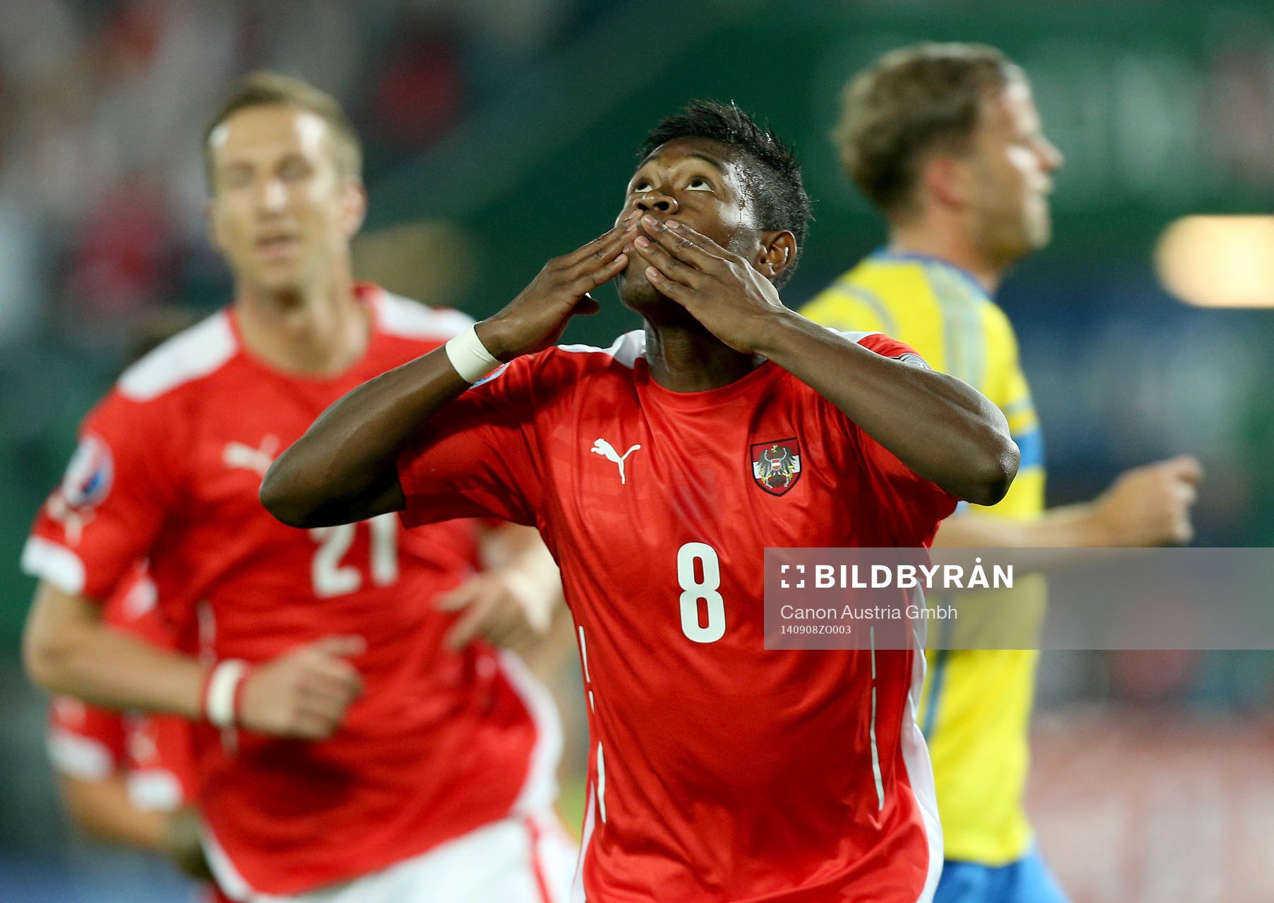 Fotboll, EM-kval, Österrike - Sverige: VIENNA,AUSTRIA,08.SEP.14 - SOCCER - UEFA European Championship 2016, qualification, OEFB international match, Austria vs Sweden. Image shows the rejoicing of David Alaba (AUT).
