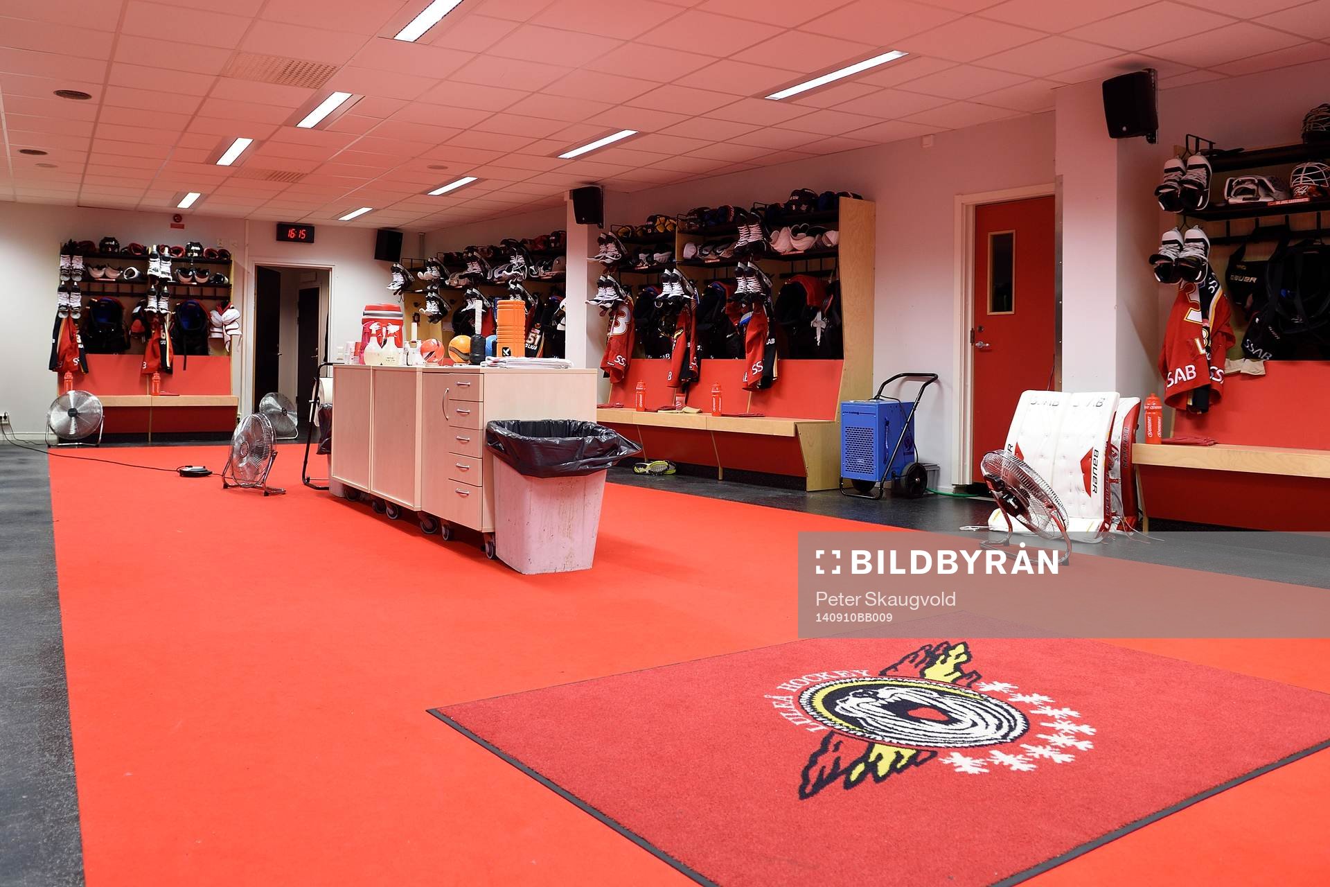 Luleå Hockeys omklädningsrum innan ishockeymatchen i SHL