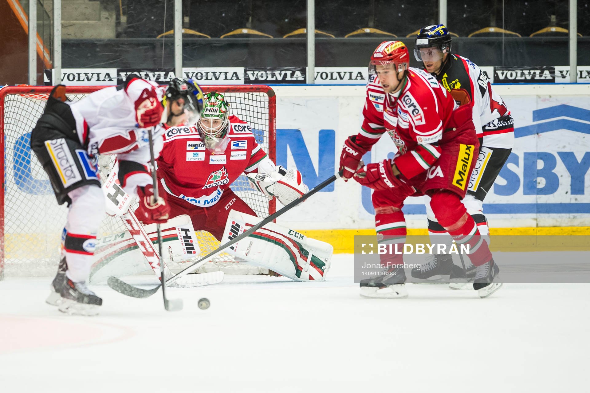 Modos målvakt Linus Ullmark