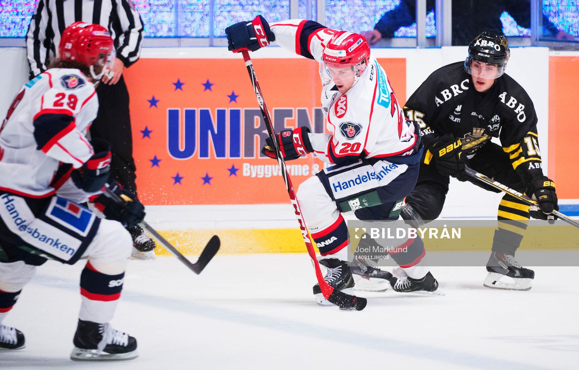 s Jonathan Andersson