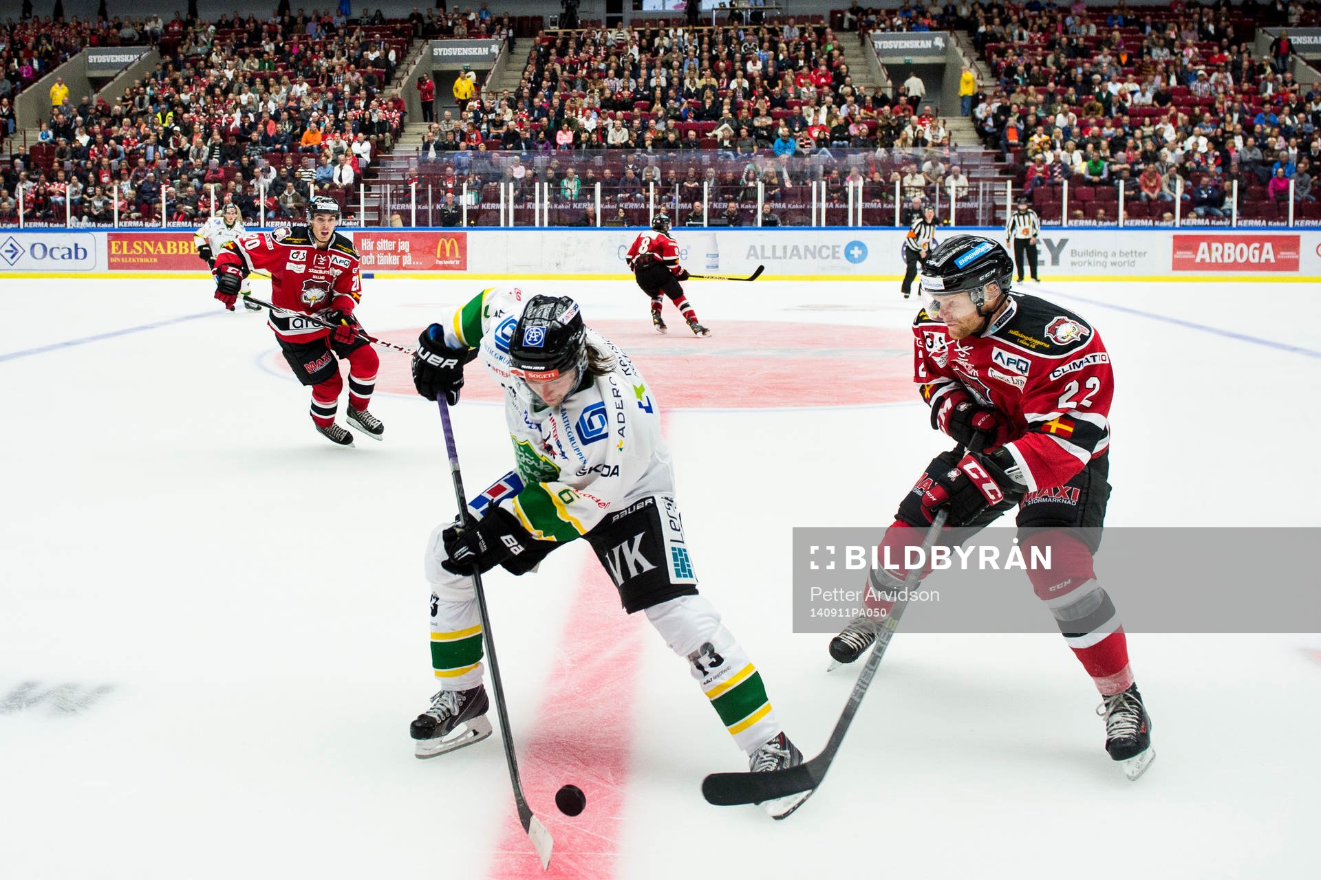 Malmö Redhawks Henrik Hetta (tv), Jeremias Augustin (th)