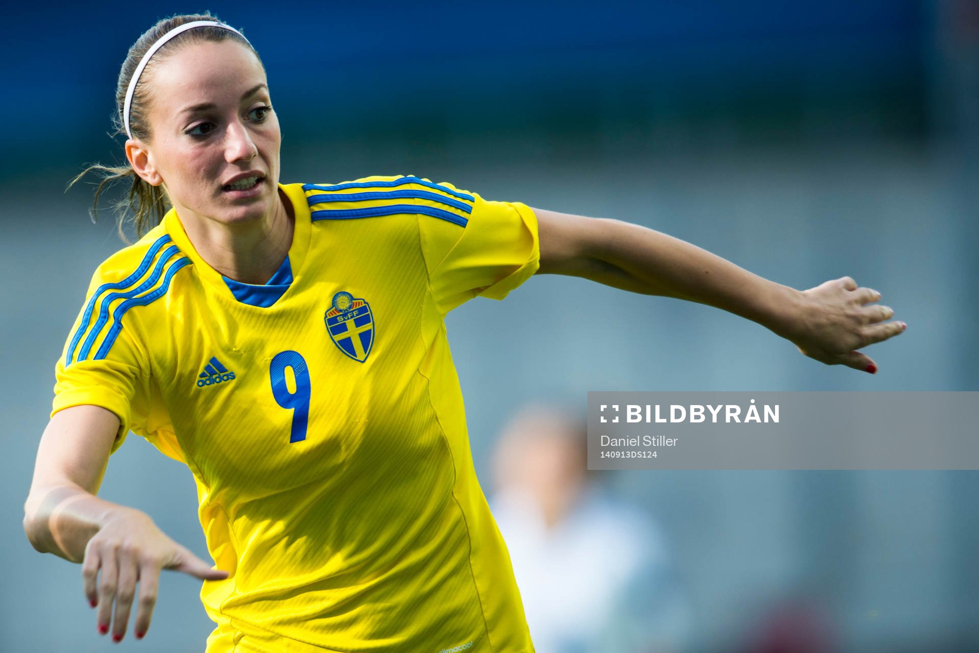 Sveriges Kosovare Asllani