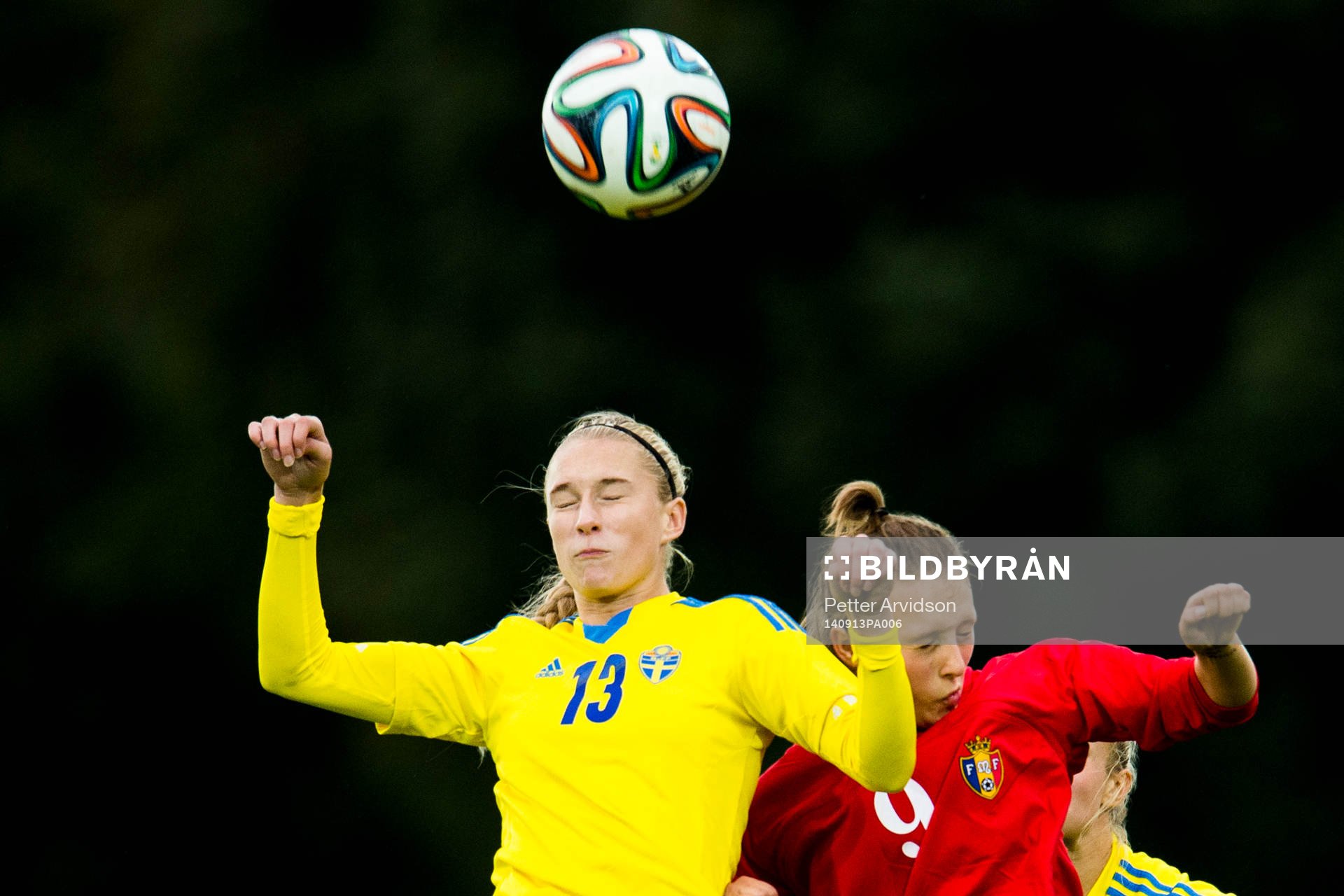 Sveriges Emelie Andersson och Moldaviens Viorica Tonu