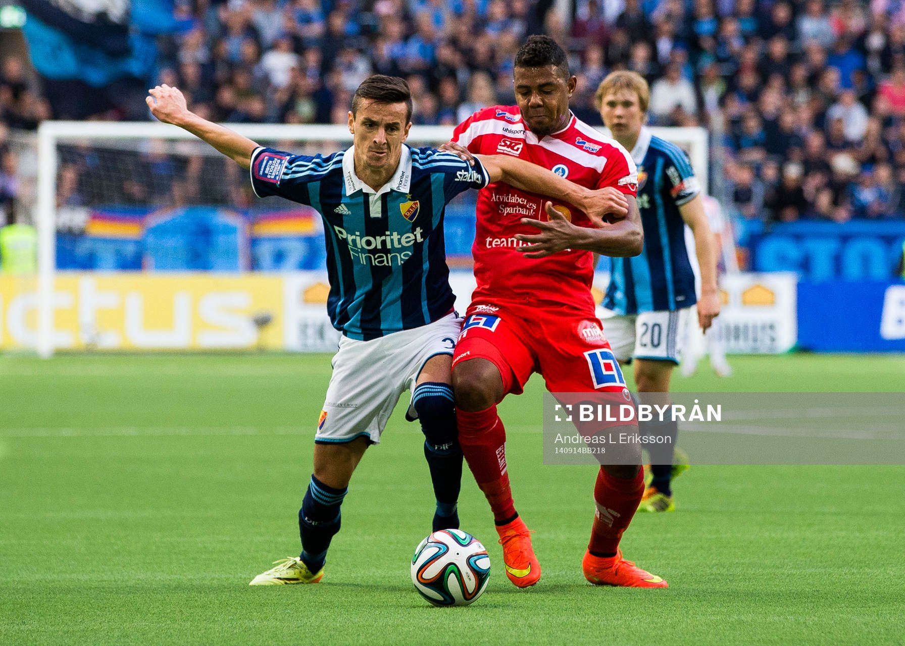Djurgårdens Haris Radetinac oh Åtvidabergs Ricardo Santos