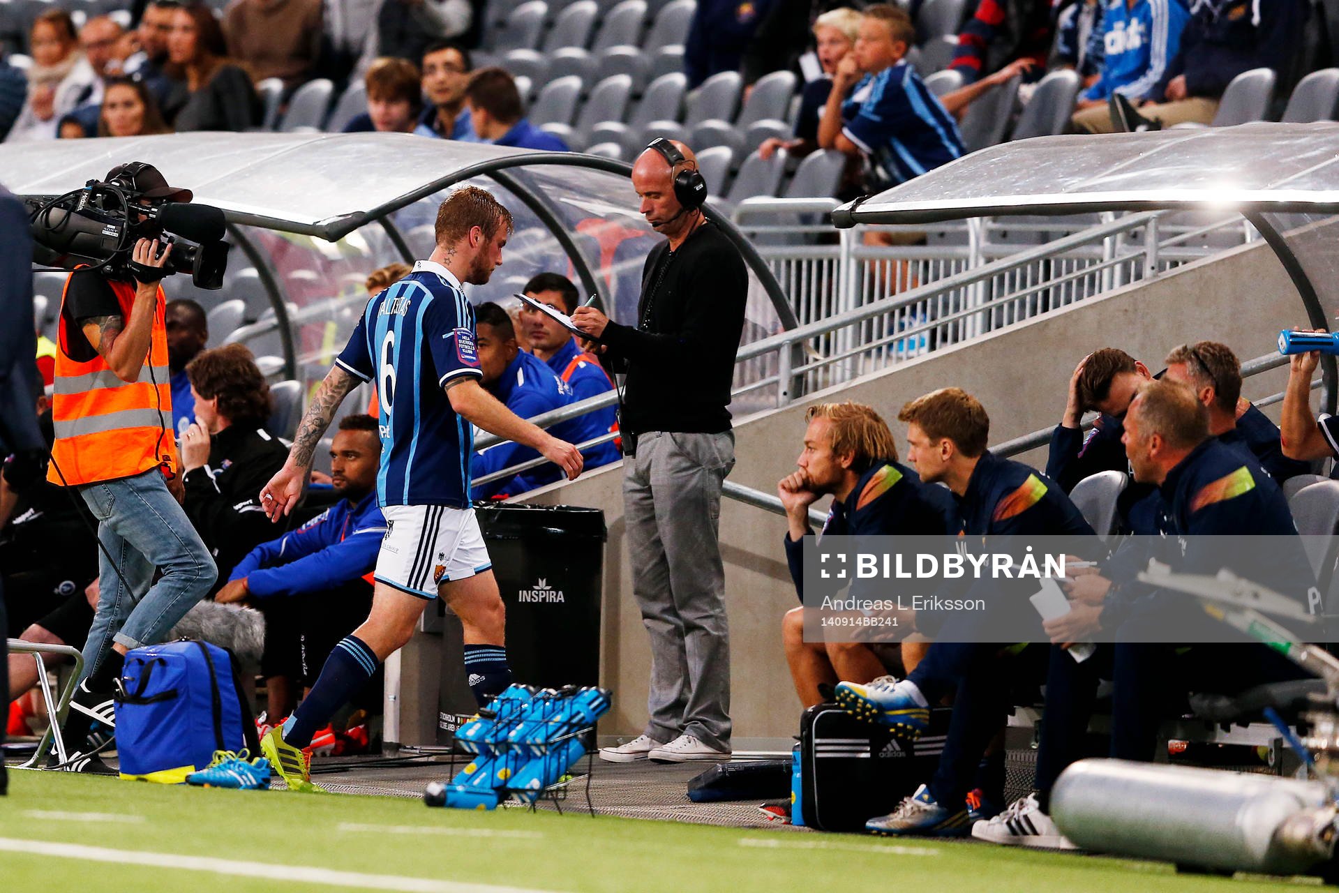 Djurgårdens Aleksander Faltsetas går av planen