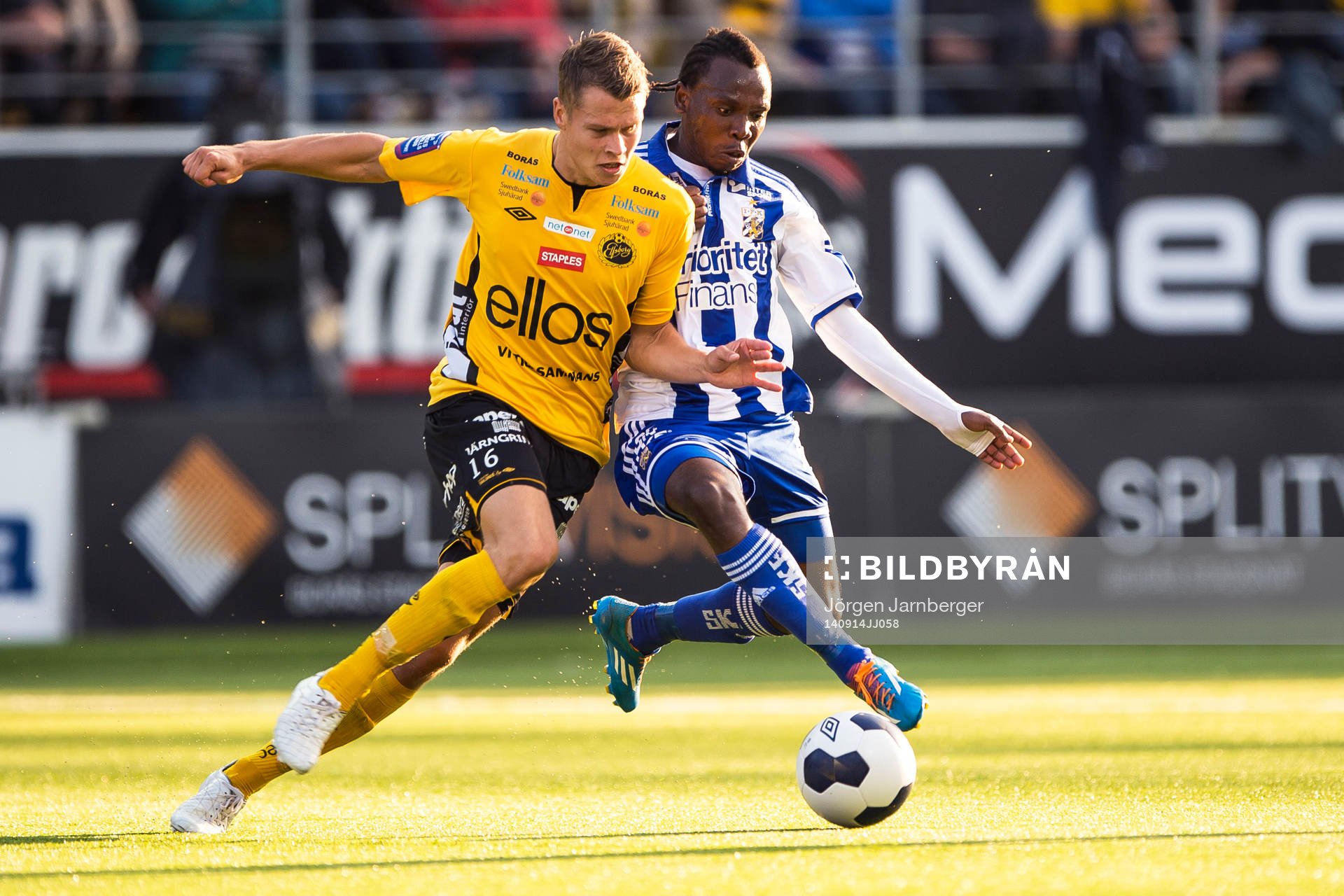 Kamp mellan Elfsborgs Viktor Claesson och IFK Göteborgs