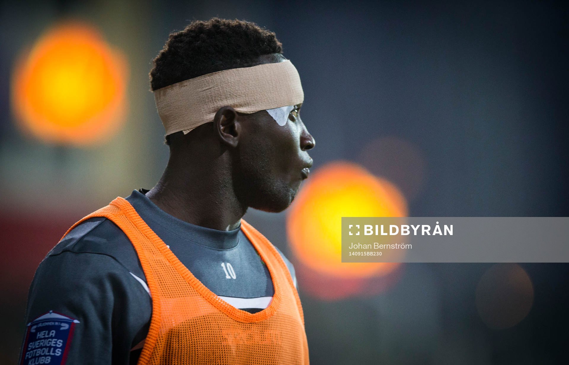 Örebros Alhassan Kamara mellan Örebro och Kalmar i