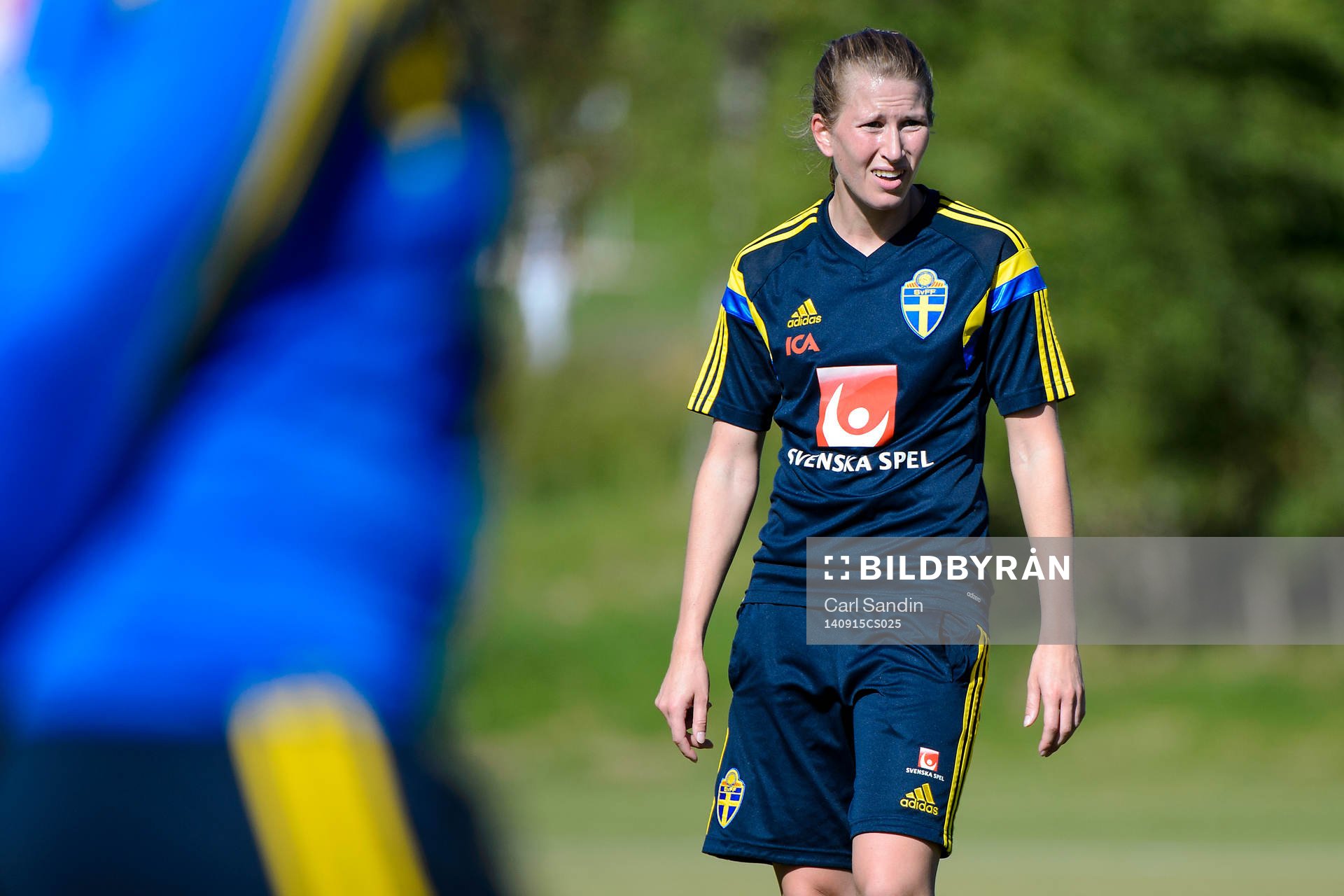 Emma Berglund under en träning med landslaget i fotboll den 15 september 2014 i Göteborg.
