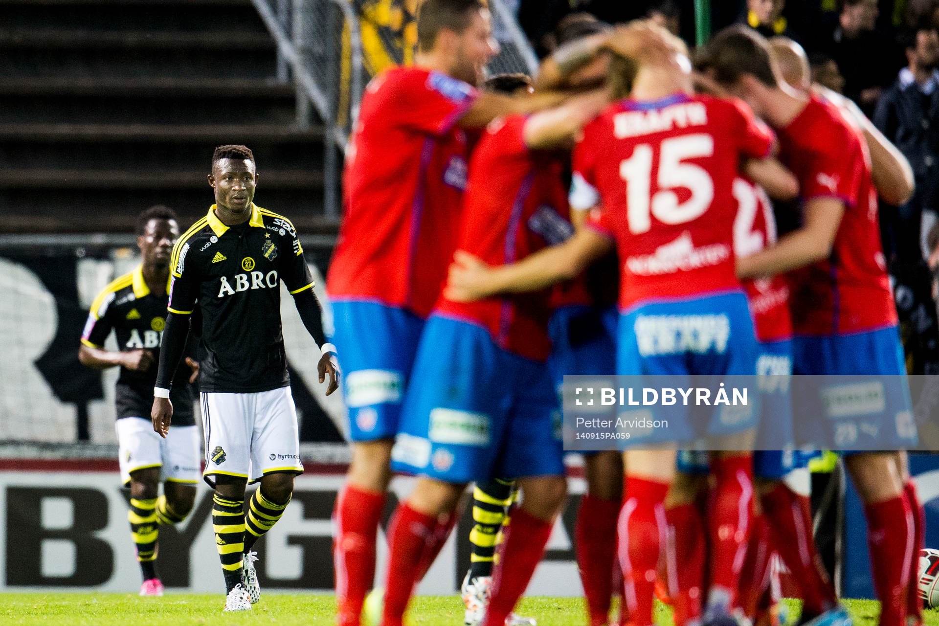 s Ibrahim Moro deppar och Helsingborgs spelare jublar