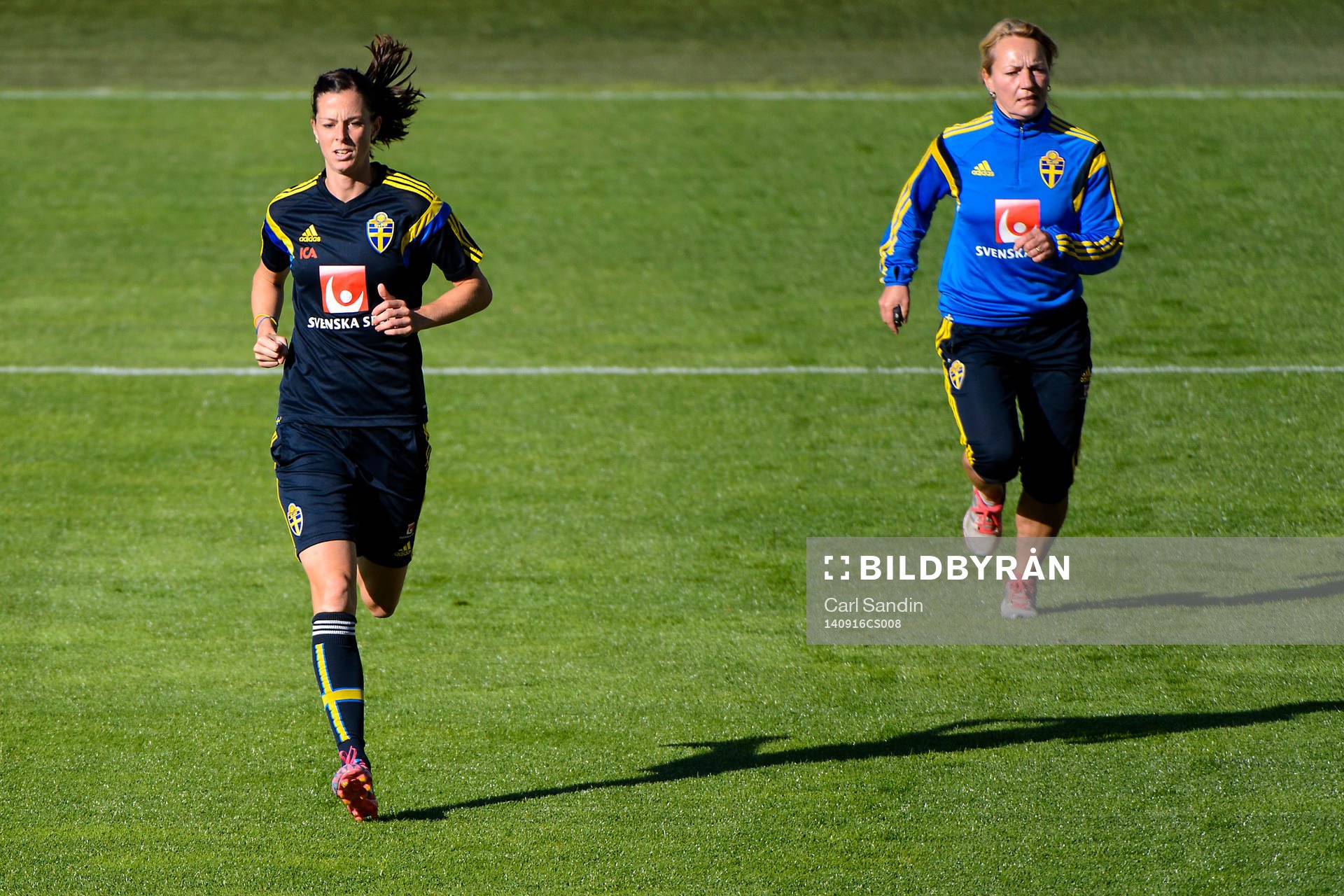 Lotta Schelin tränar med sjukgymnast Annica Näsmark