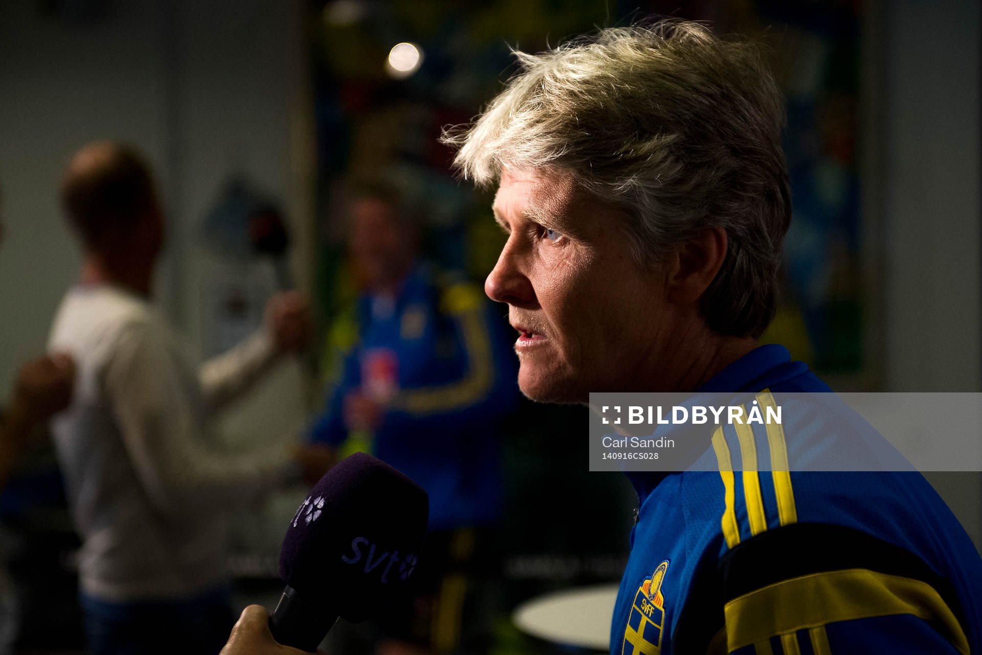 Förbundskapten Pia Sundhage blir intervjuad av SVT