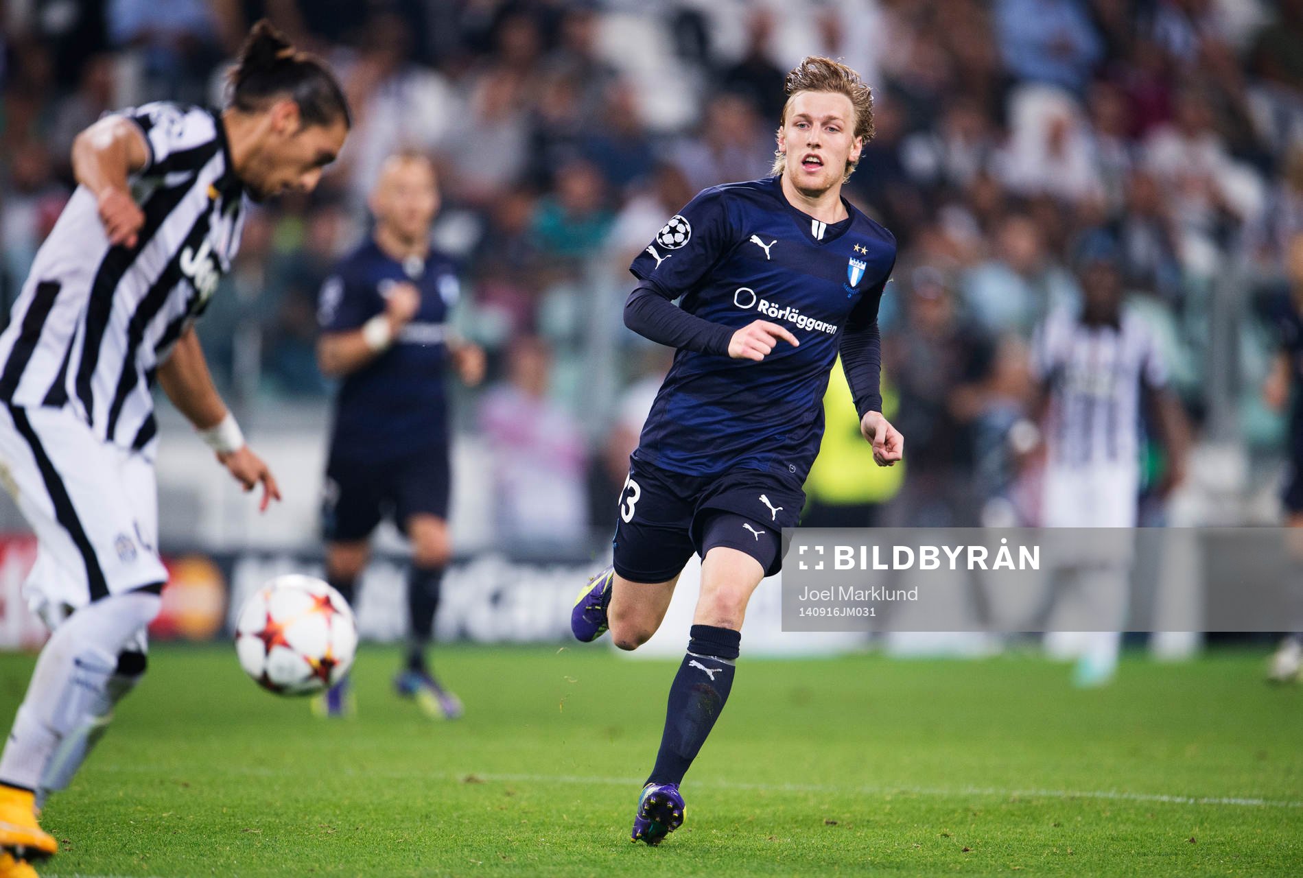 s Emil Forsberg jagar bollen