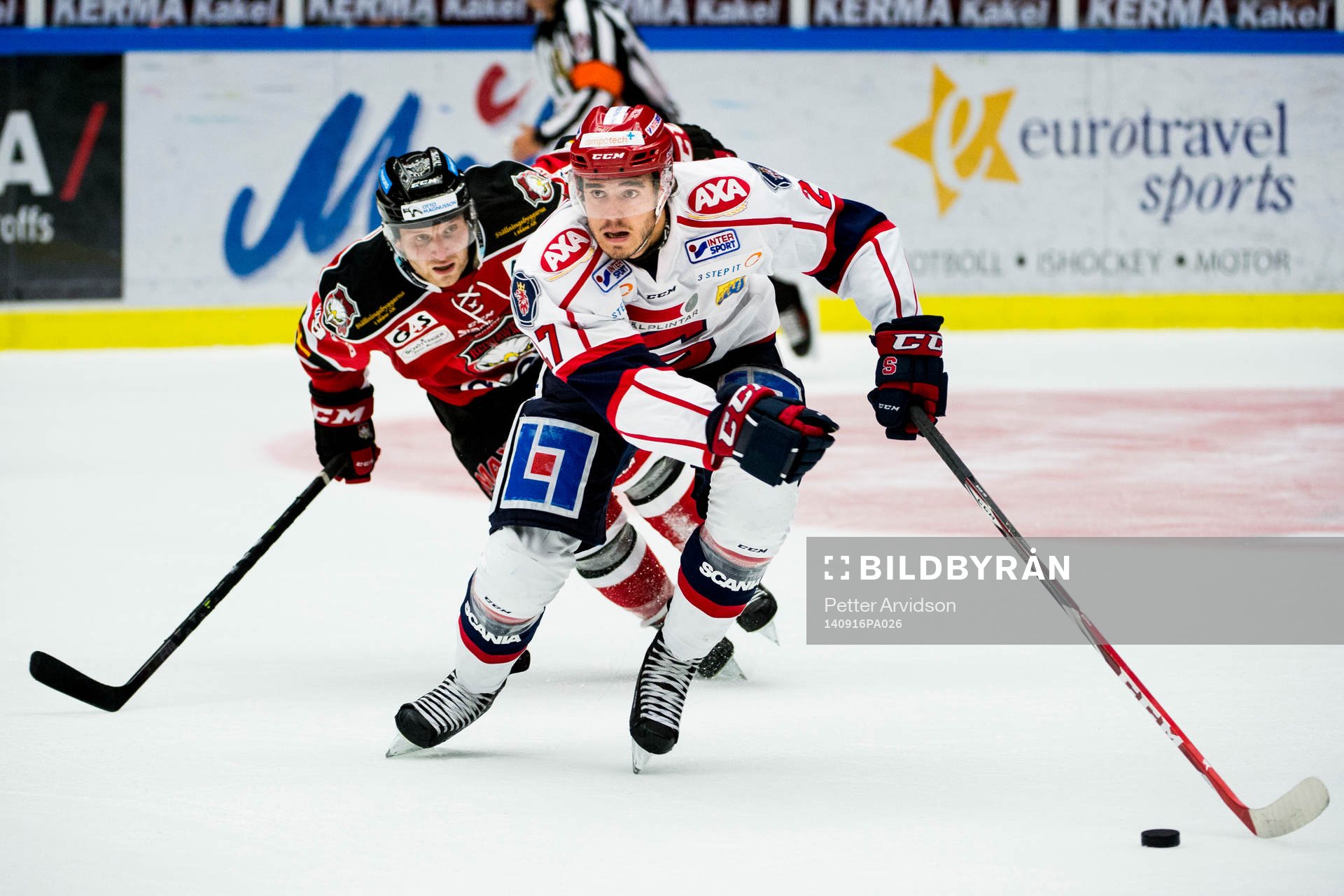 Södertäljes Jacob Dahlström och Malmö Redhawks Fredrik