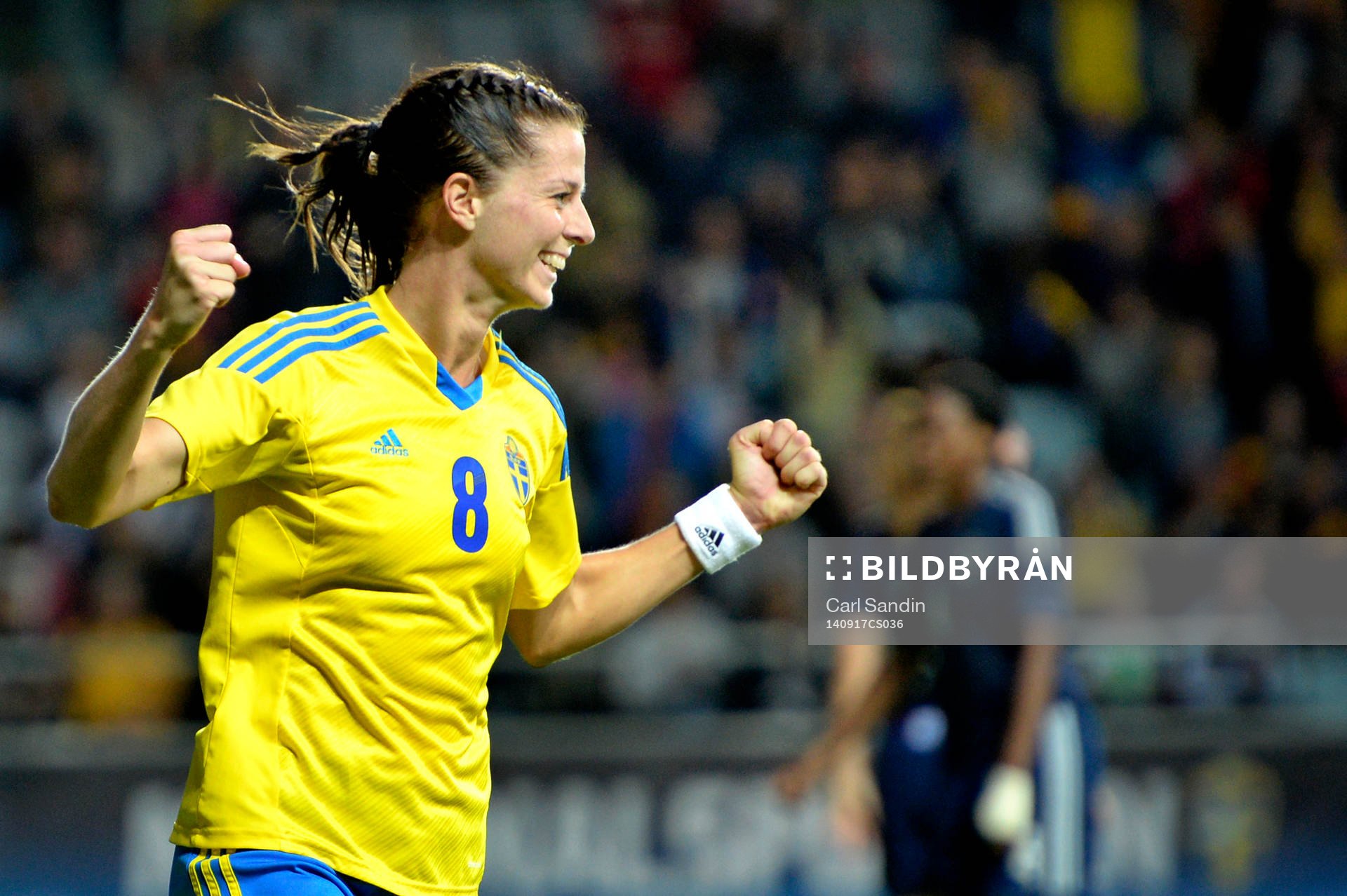 Sveriges Lotta Schelin jublar