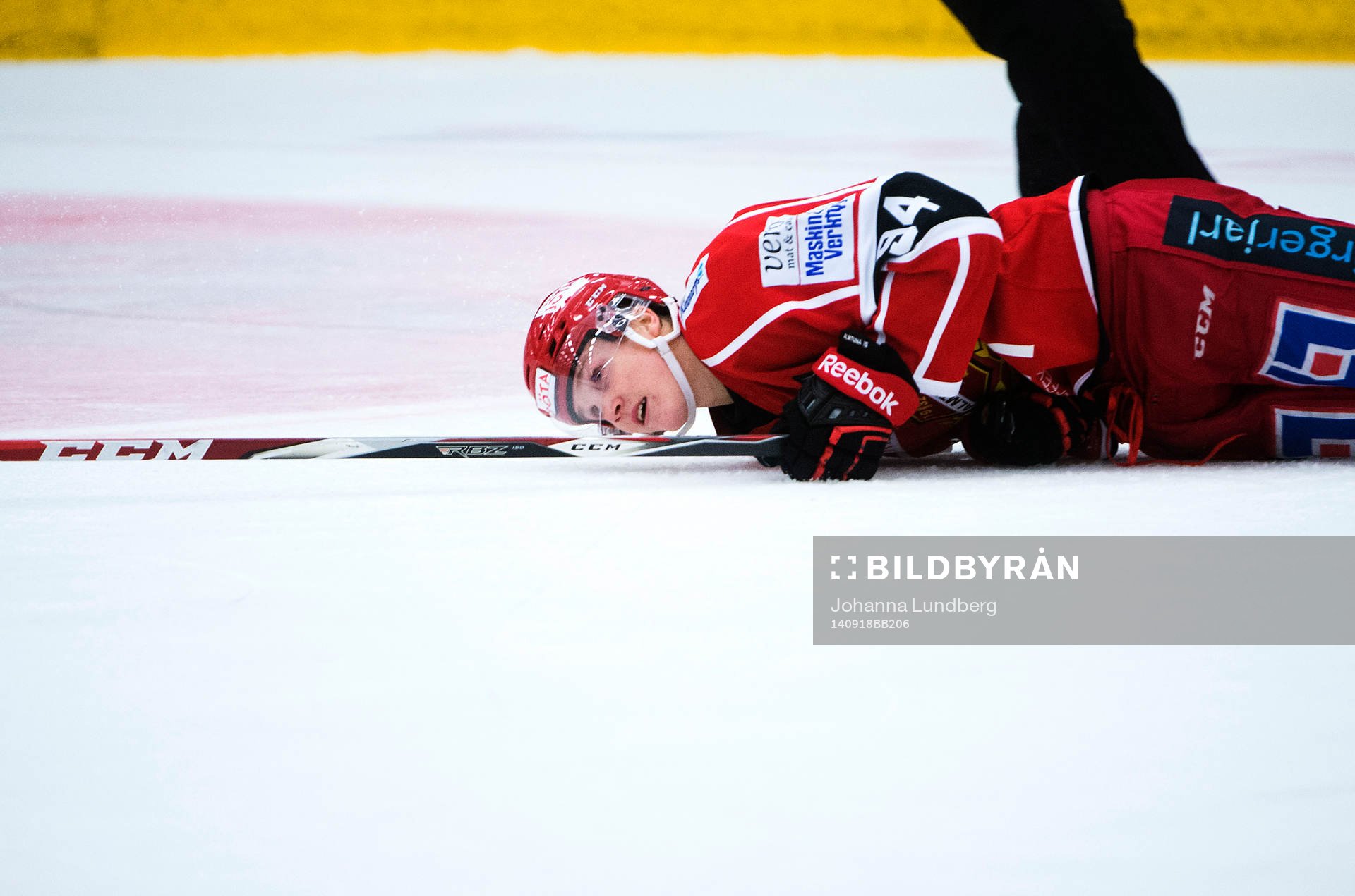 Almtunas Sebastian Hartmann ligger ner