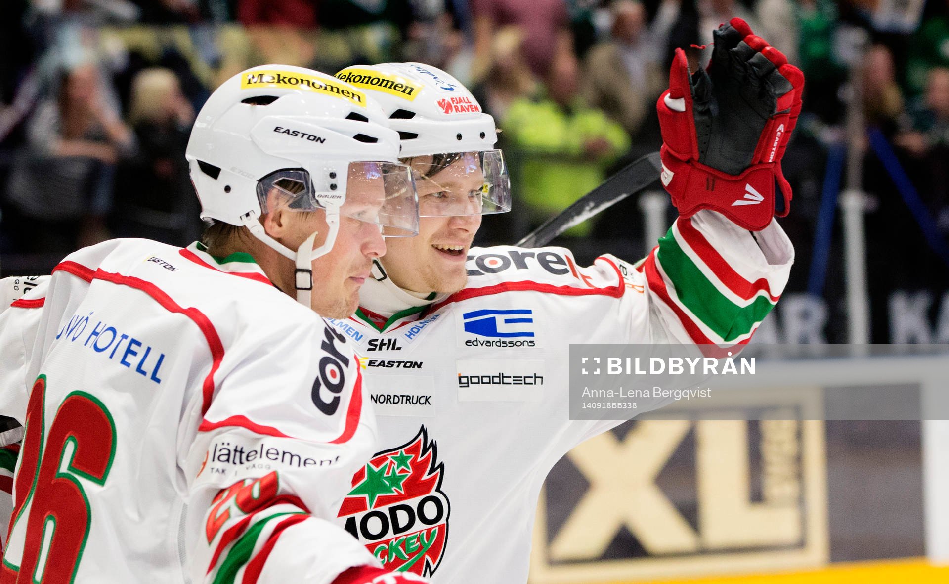 Modos Samuel Påhlsson jublar