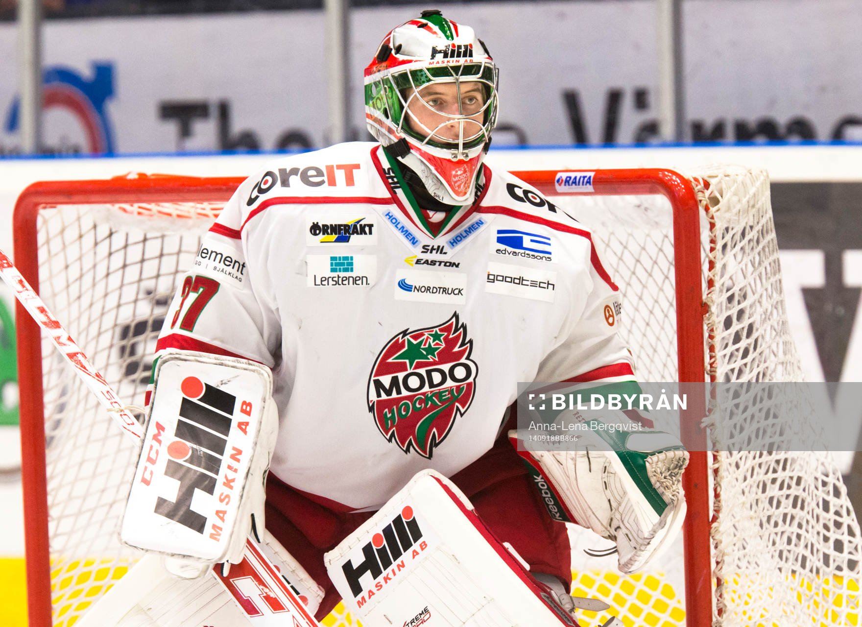 Modos målvakt Adam Reideborn