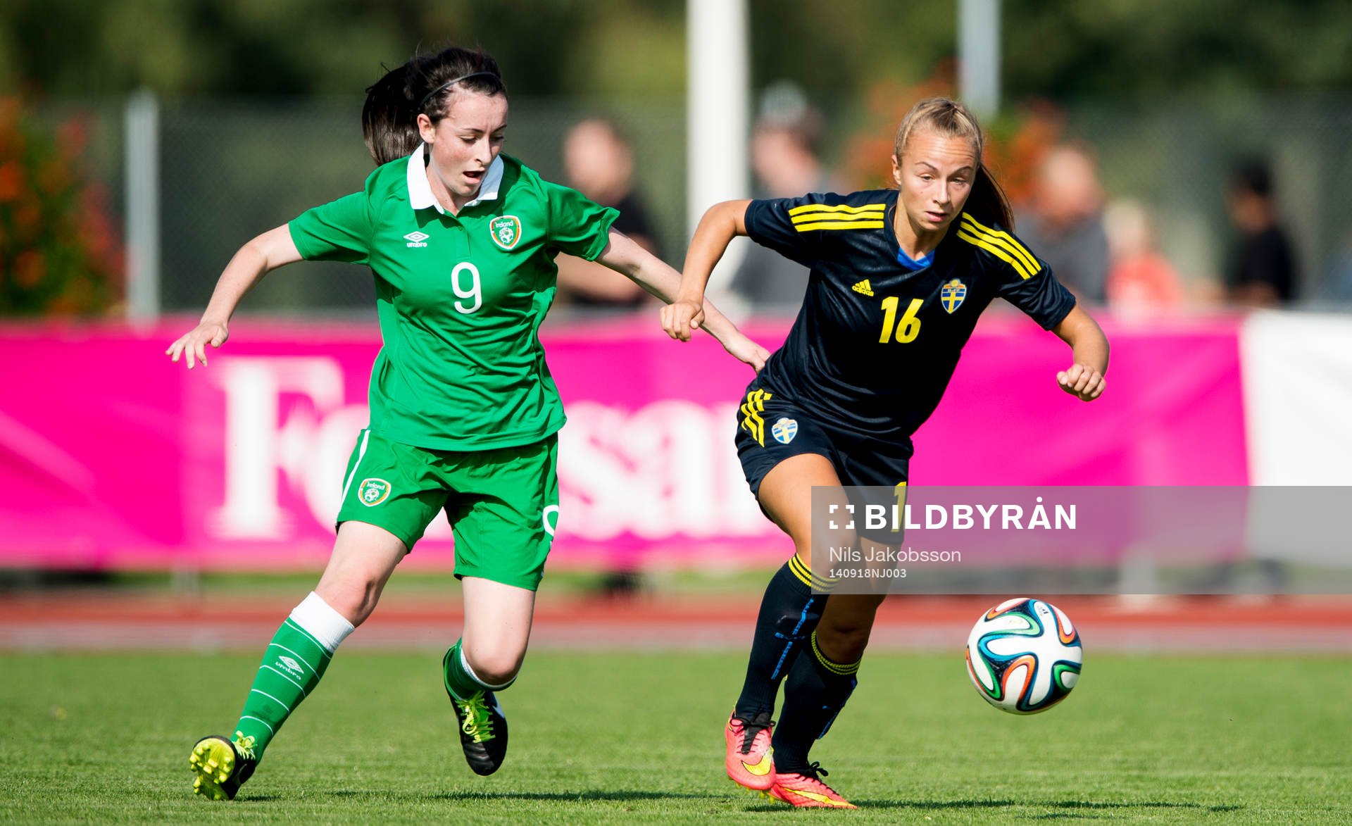 Irlands Roma Mclaughlin och Sveriges Maja Norrhamn