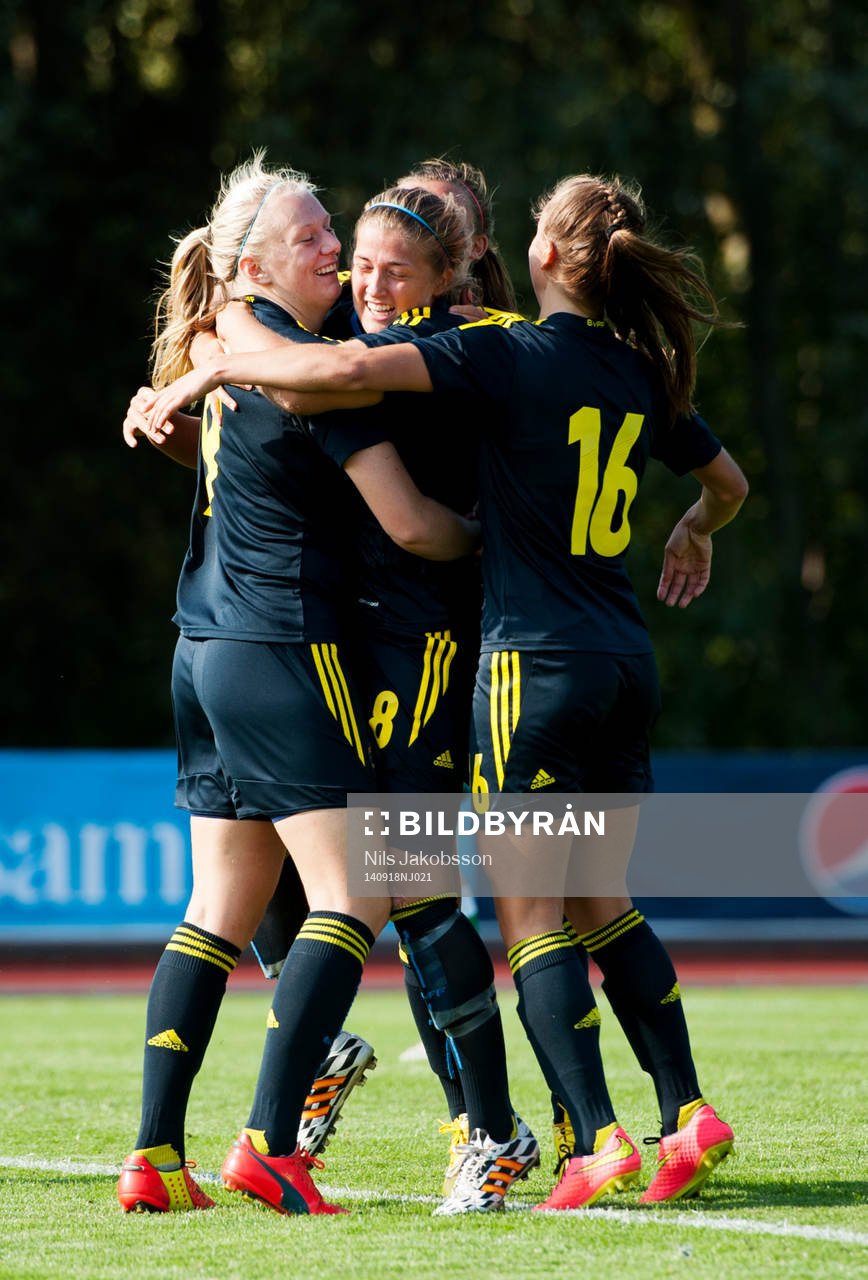 Sveriges Emma Stina Blackstenius , Ingrid Filippa Angeldal