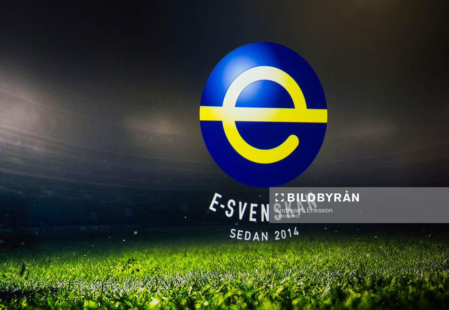E-Svenskans logotyp under pressträffen för E-Svenskan den 19 april 2014 i Stockholm. 