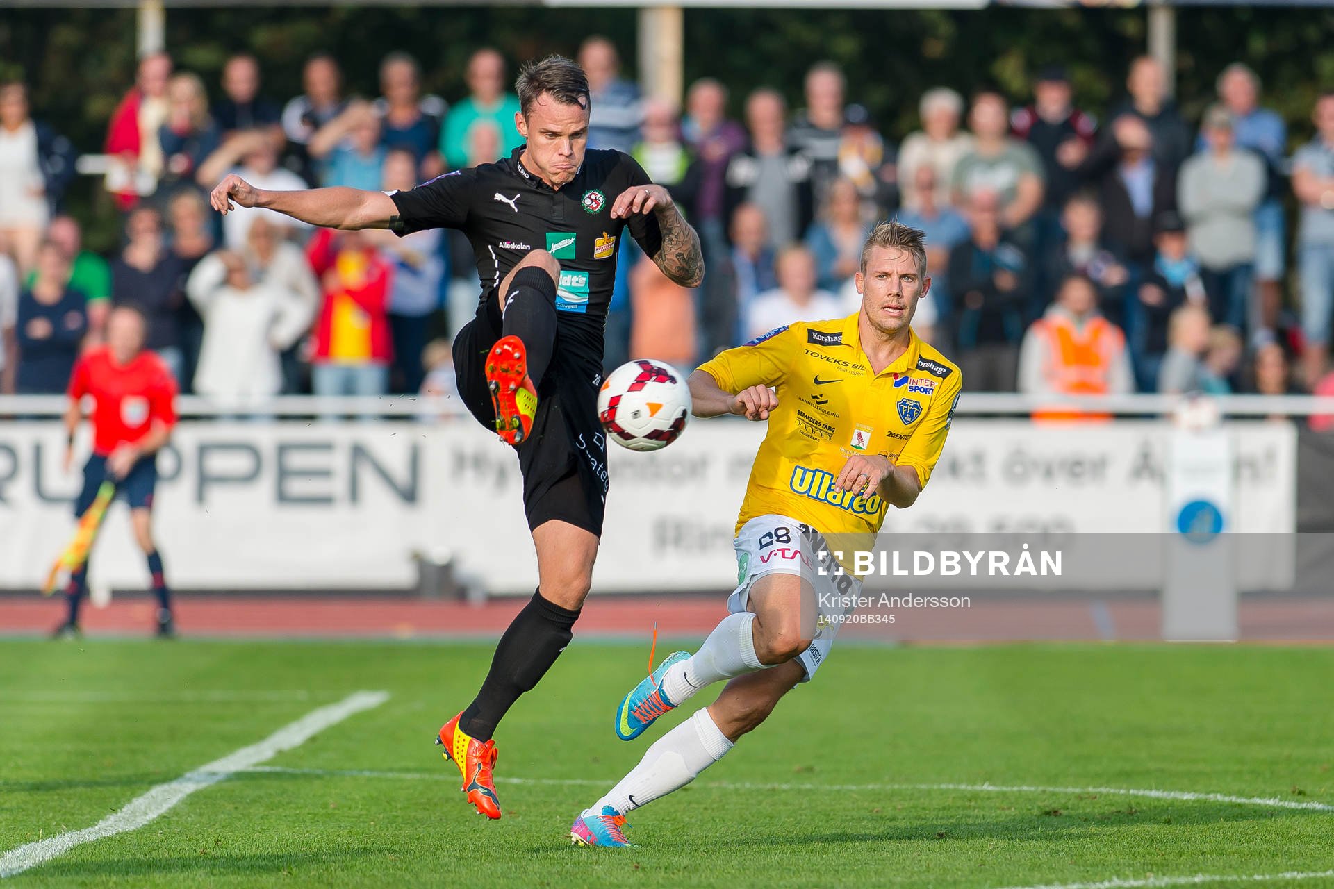 Örebros Erik Moberg och Falkenbergs Patrik Ingelsten
