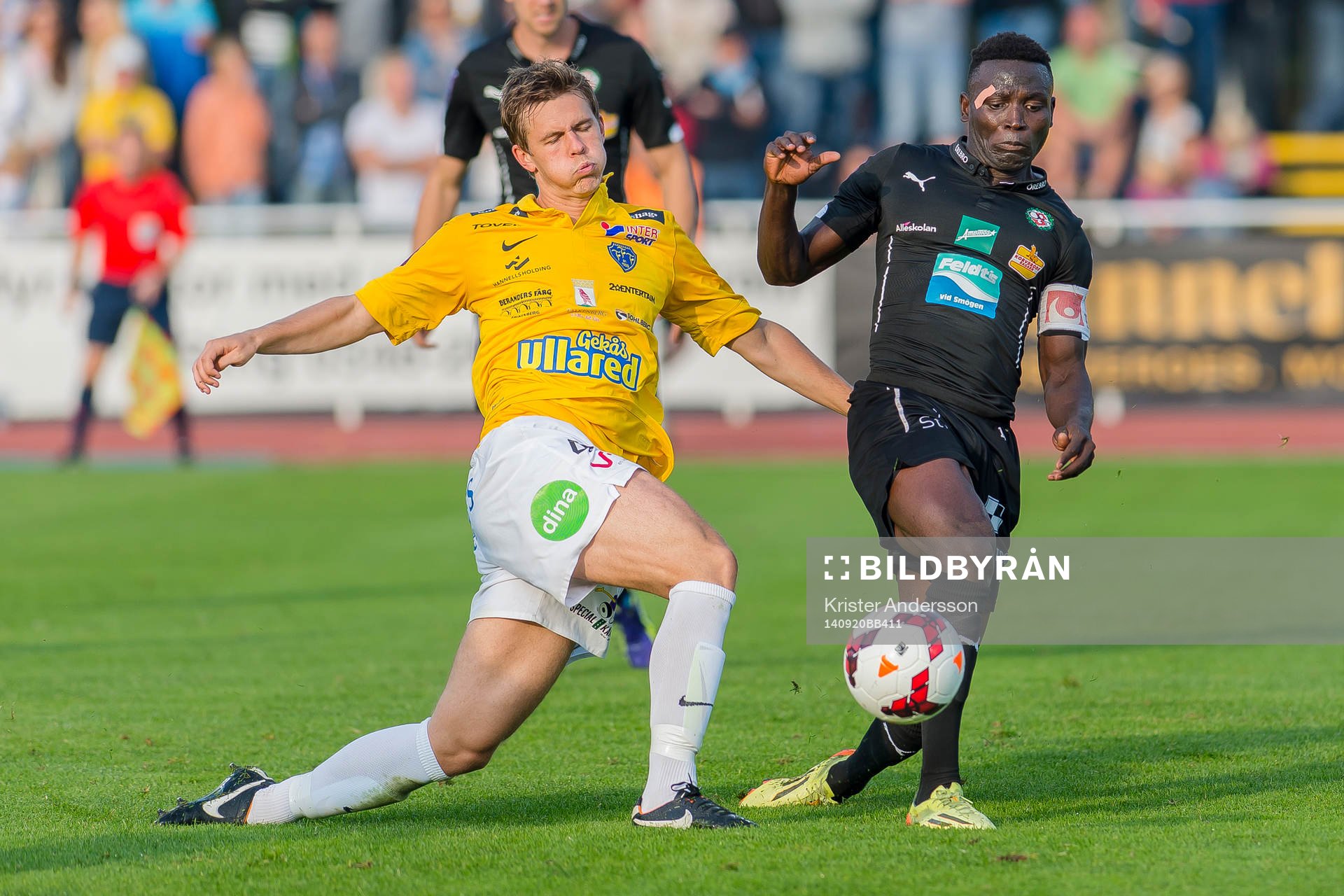 Falkenbergs Daniel Johansson och Örebros Alhassan Kamara