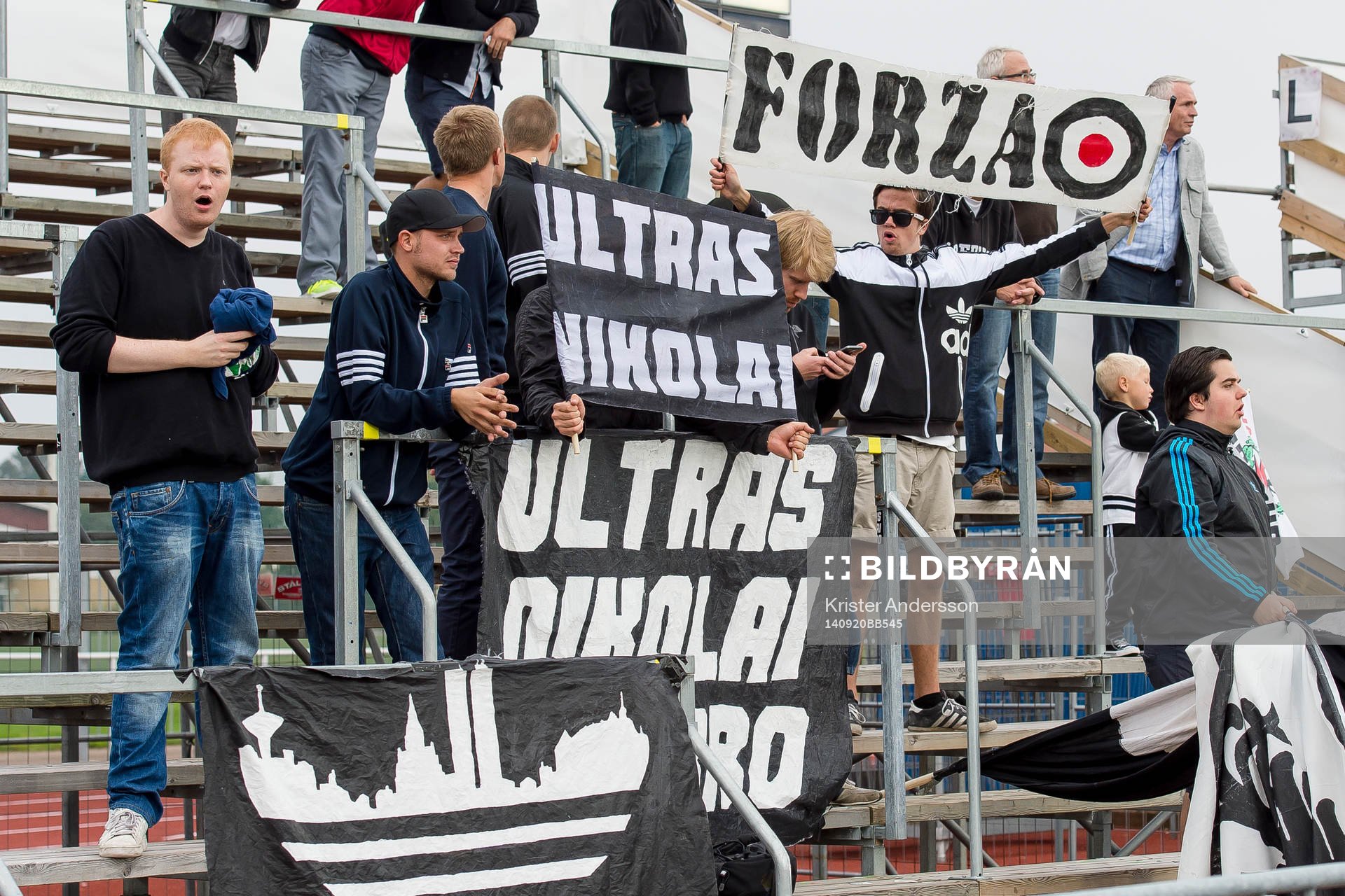 Tillresta Örebro supporters