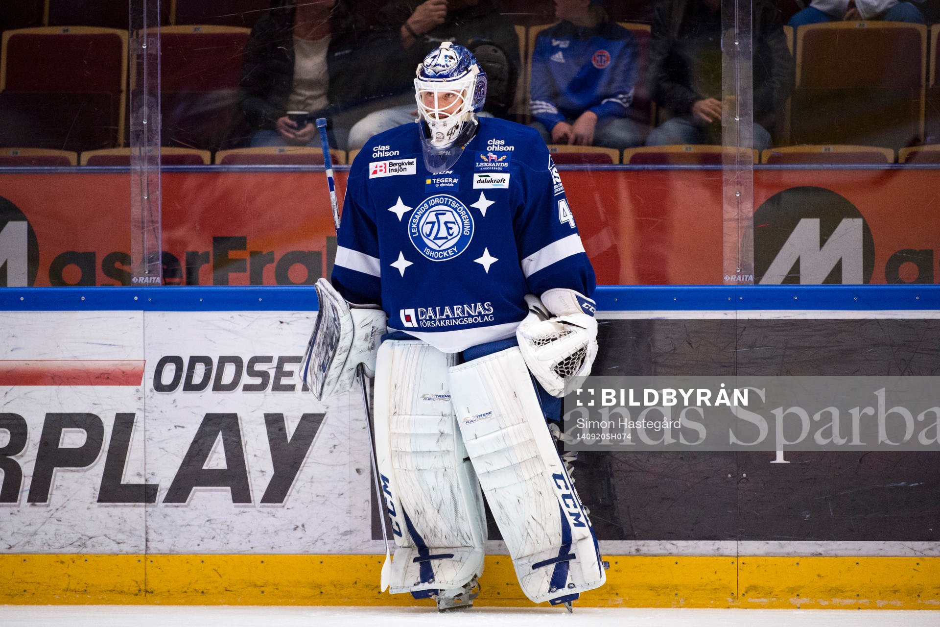 Leksands målvakt Joel Gistedt på uppvärmningen före