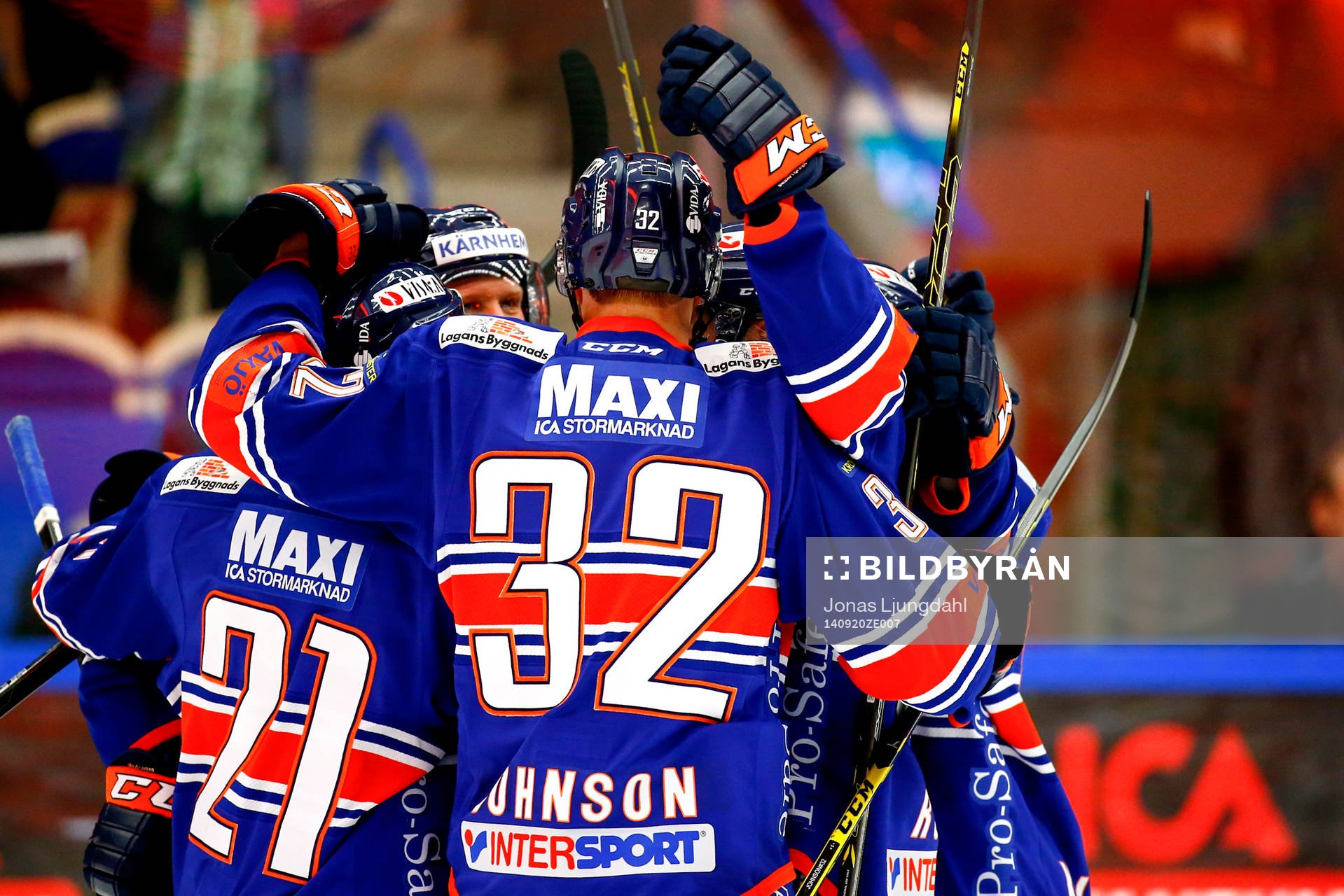 Växjös Nick Johnson jublar