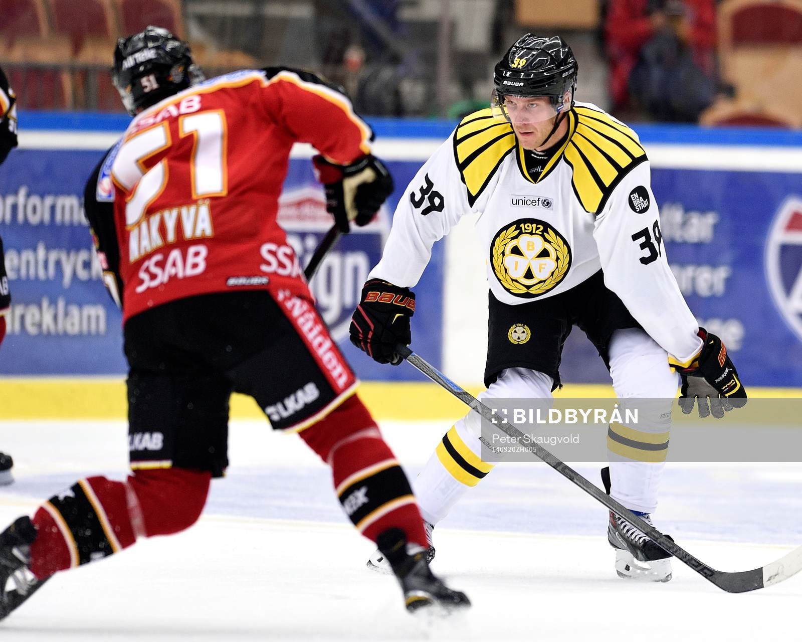 Brynäs Jonas Nordqvist täcker skott