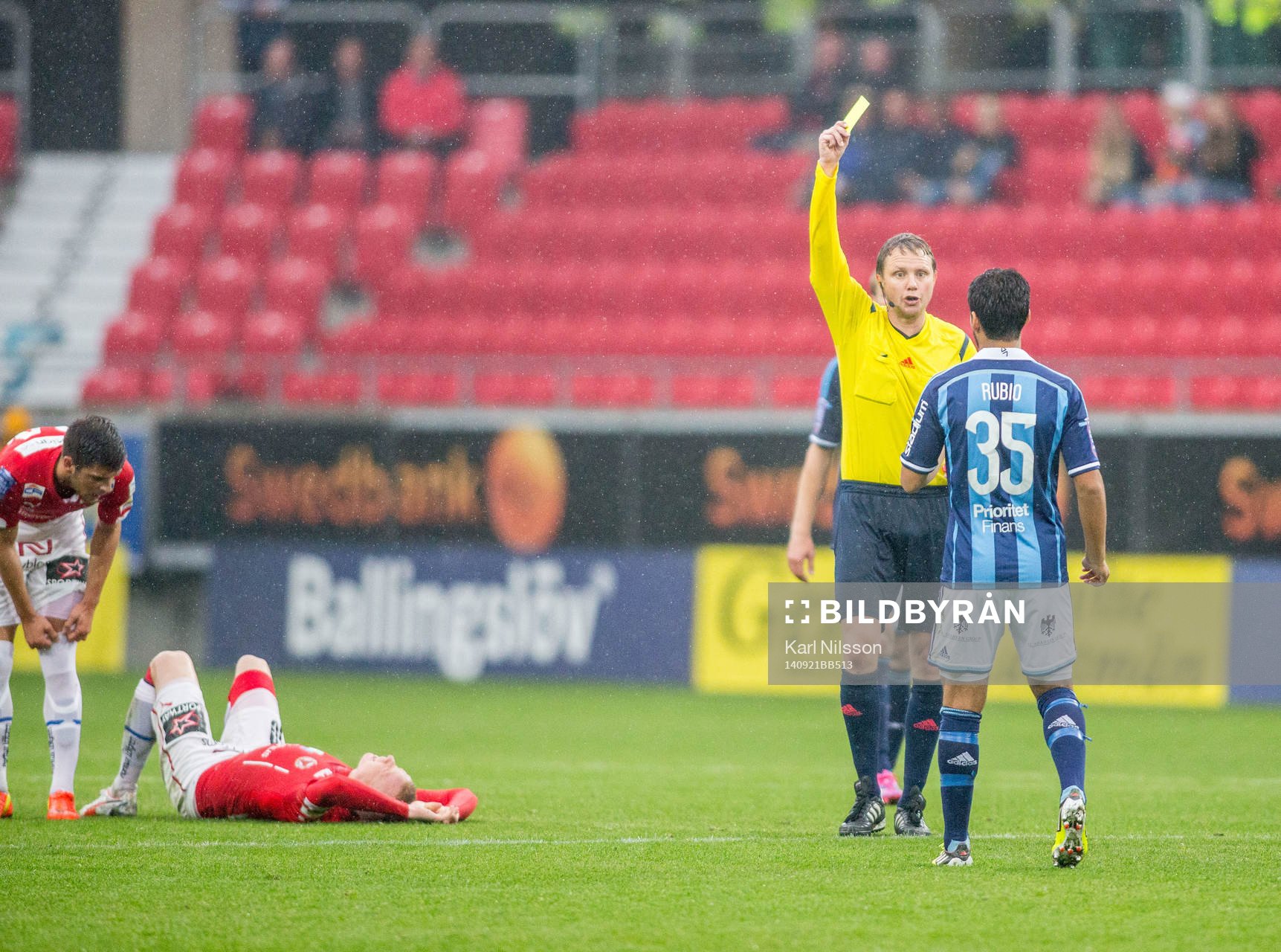 Domare Markus Strömbergsson ger Djurgårdens Christian