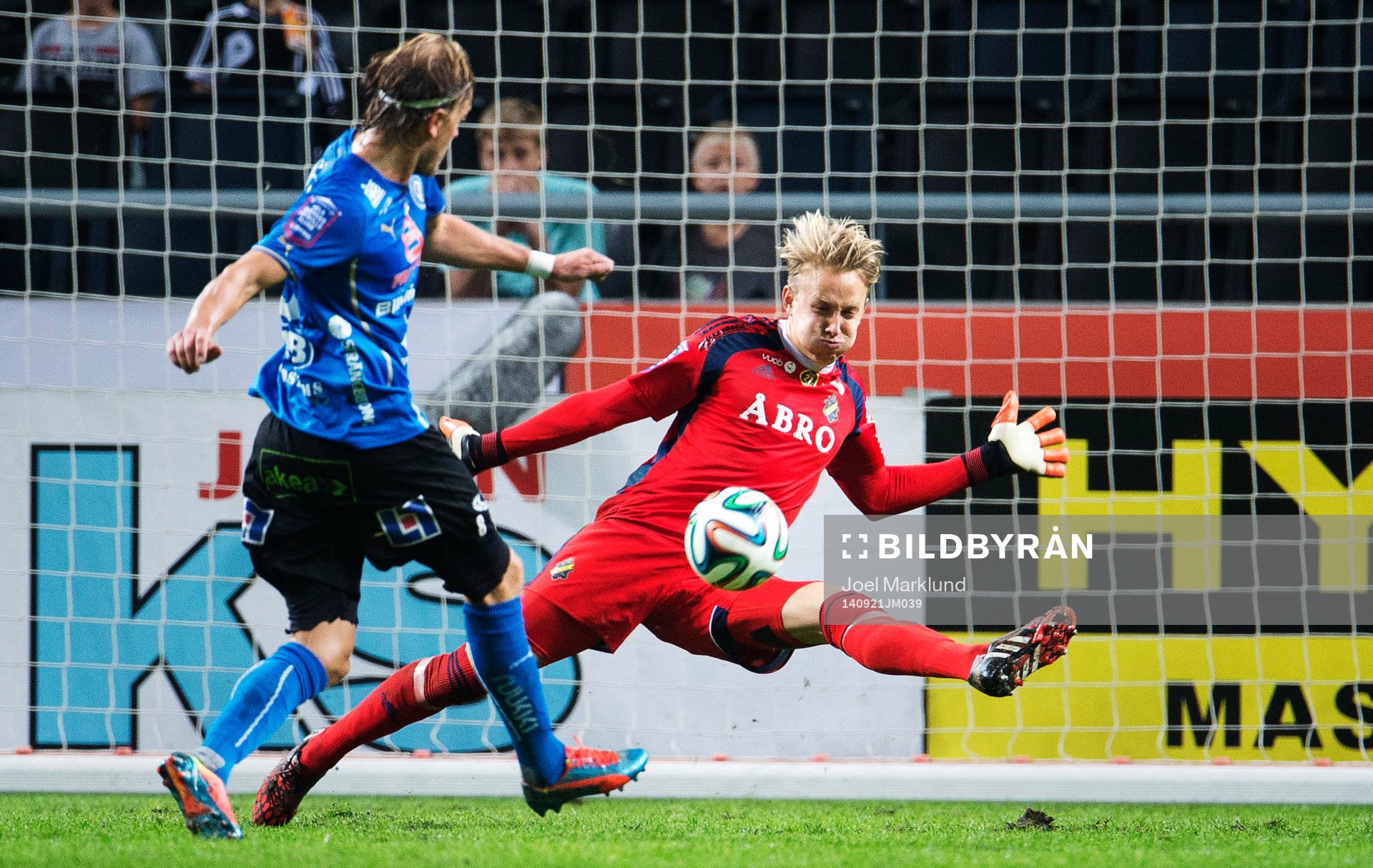s målvakt Patrik Carlgren
