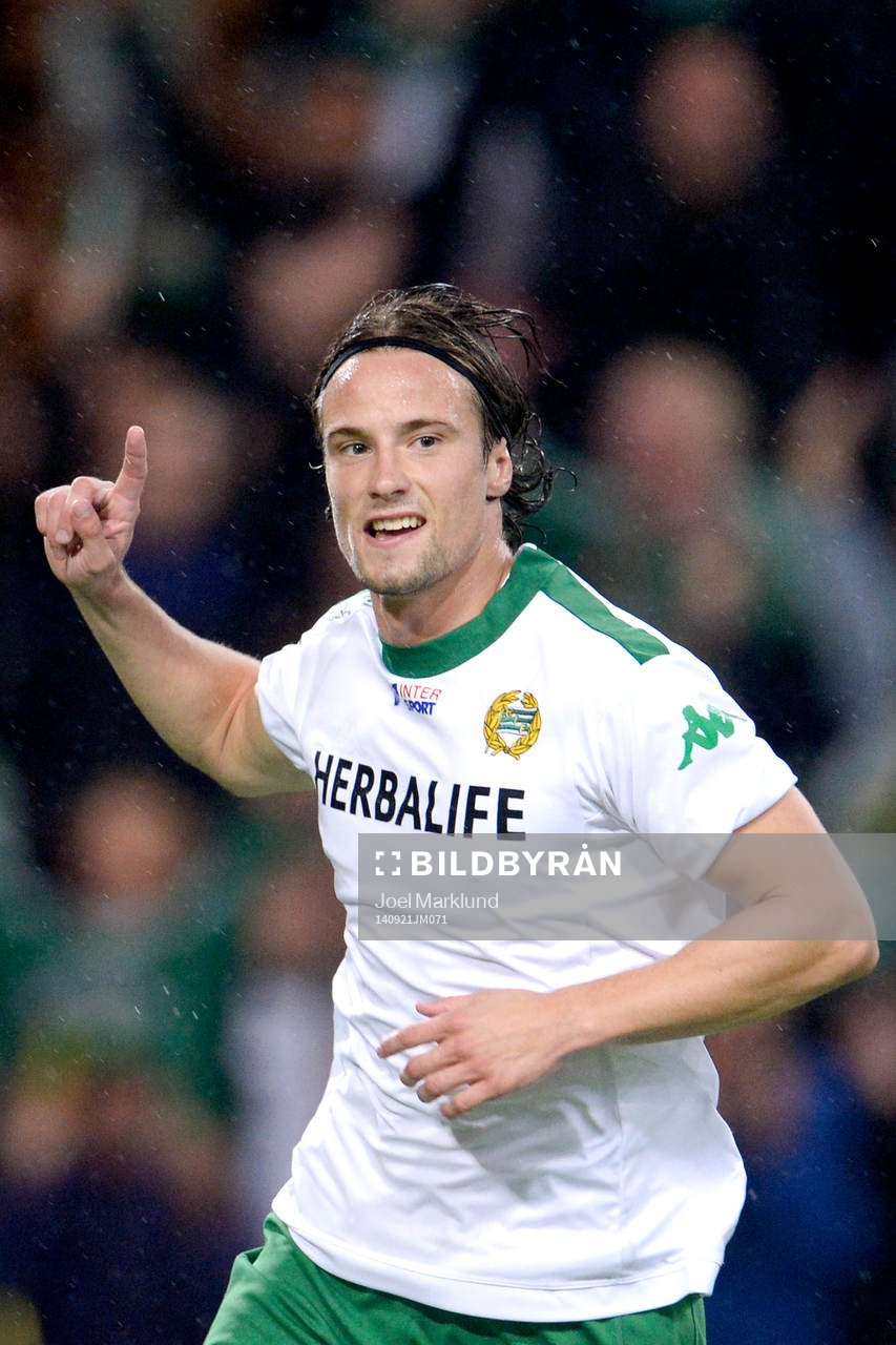 Hammarbys Linus Hallenius jublar