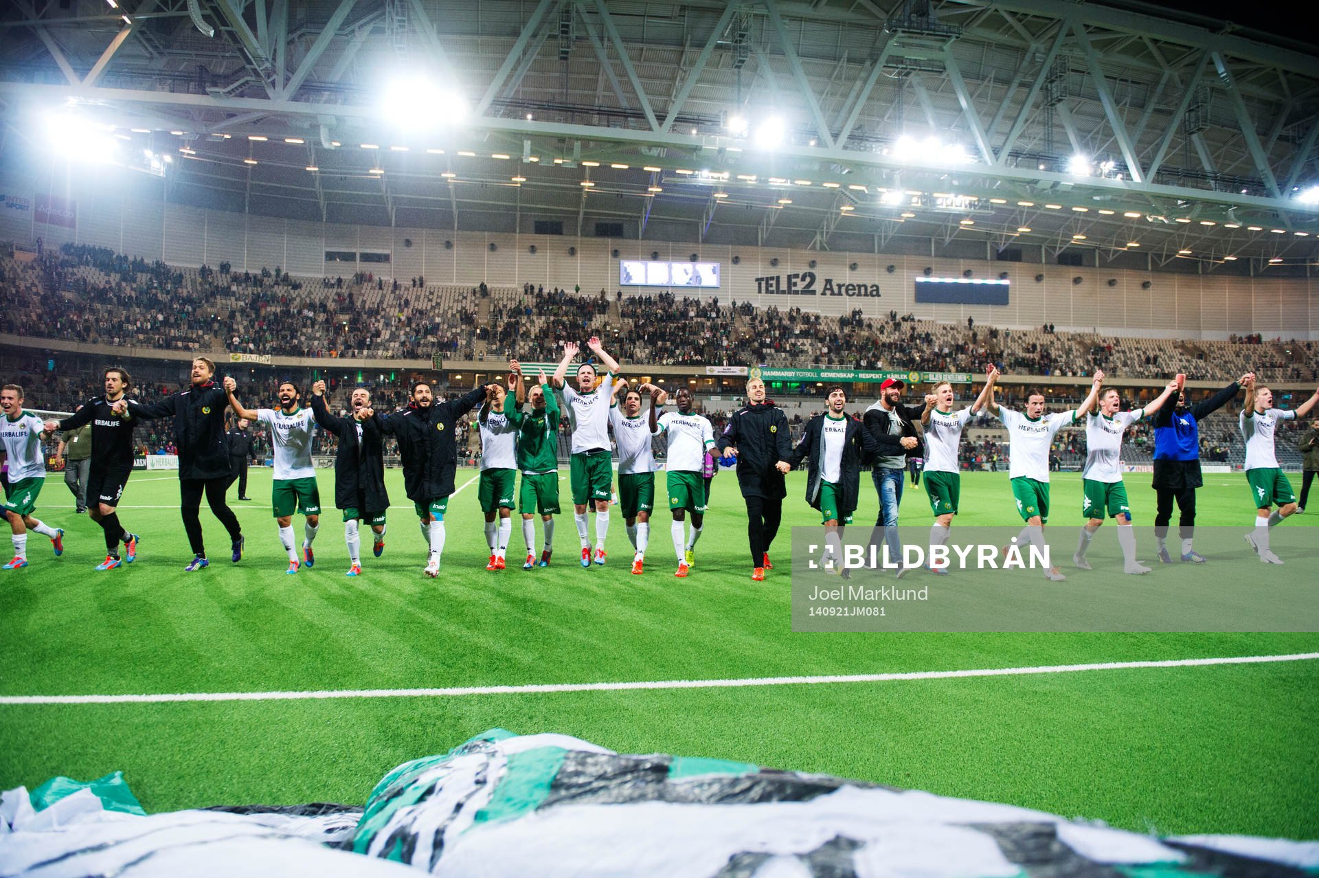 Hammarbys spelare jublar