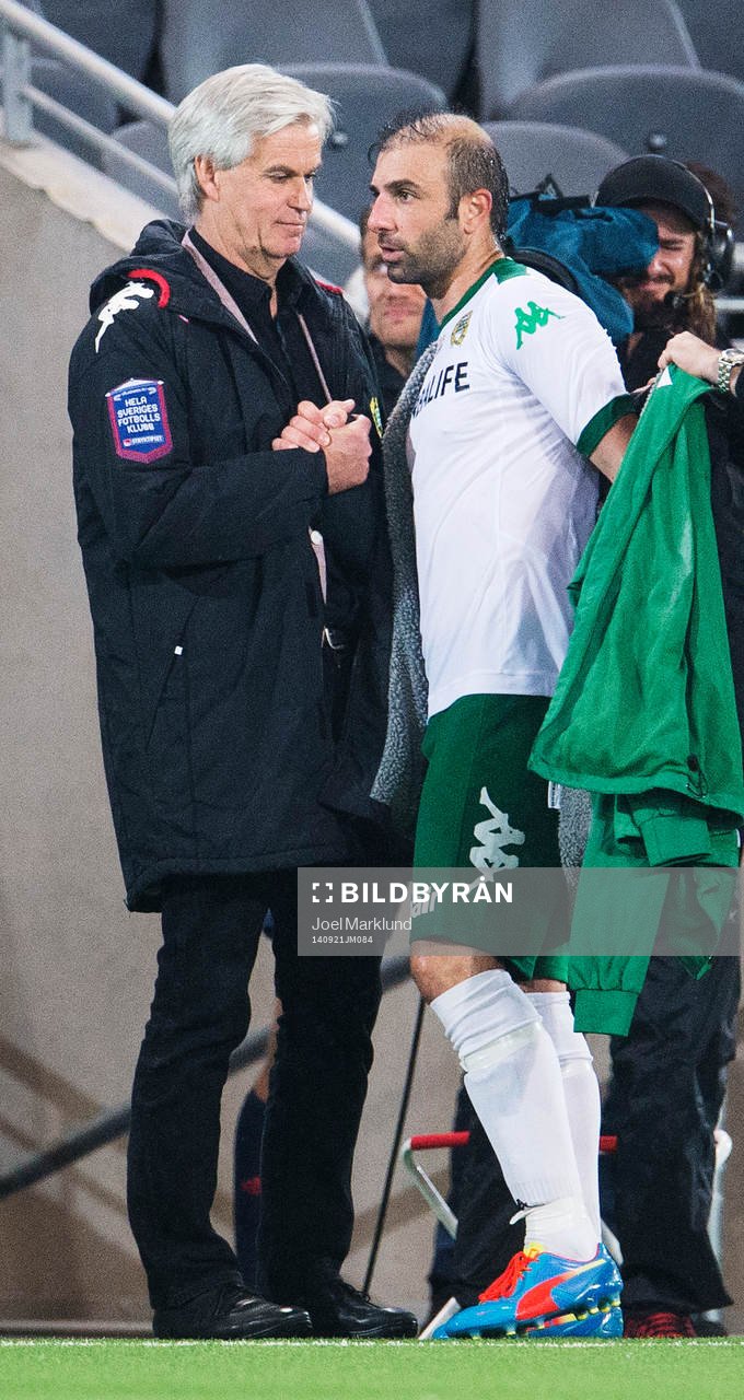 Hammarbys tränare Nanne Bergstrand tackar Kennedy