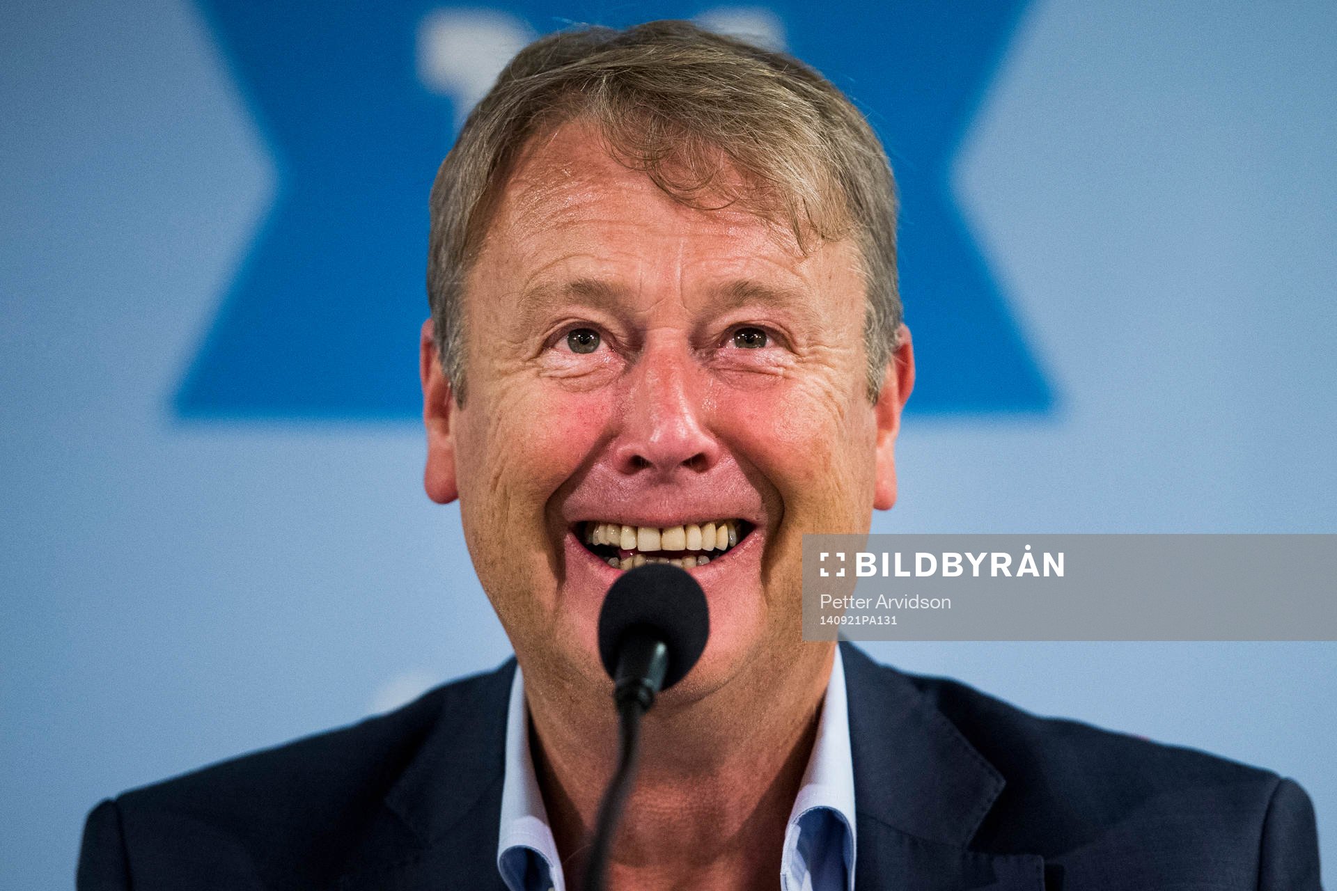 Malmö FFs tränare Åge Hareide skrattar