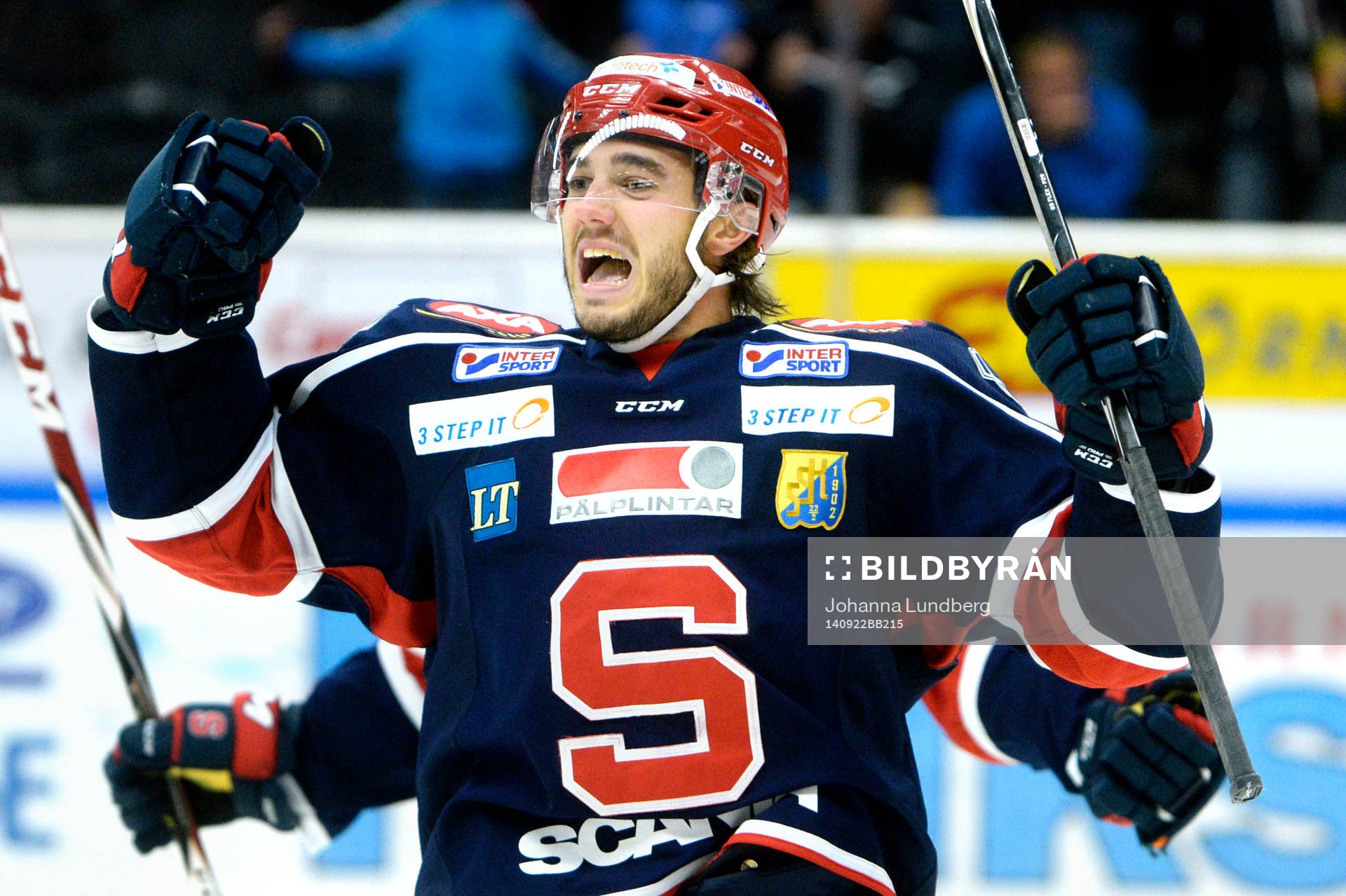 Södertäljes Jacob Dahlström jublar
