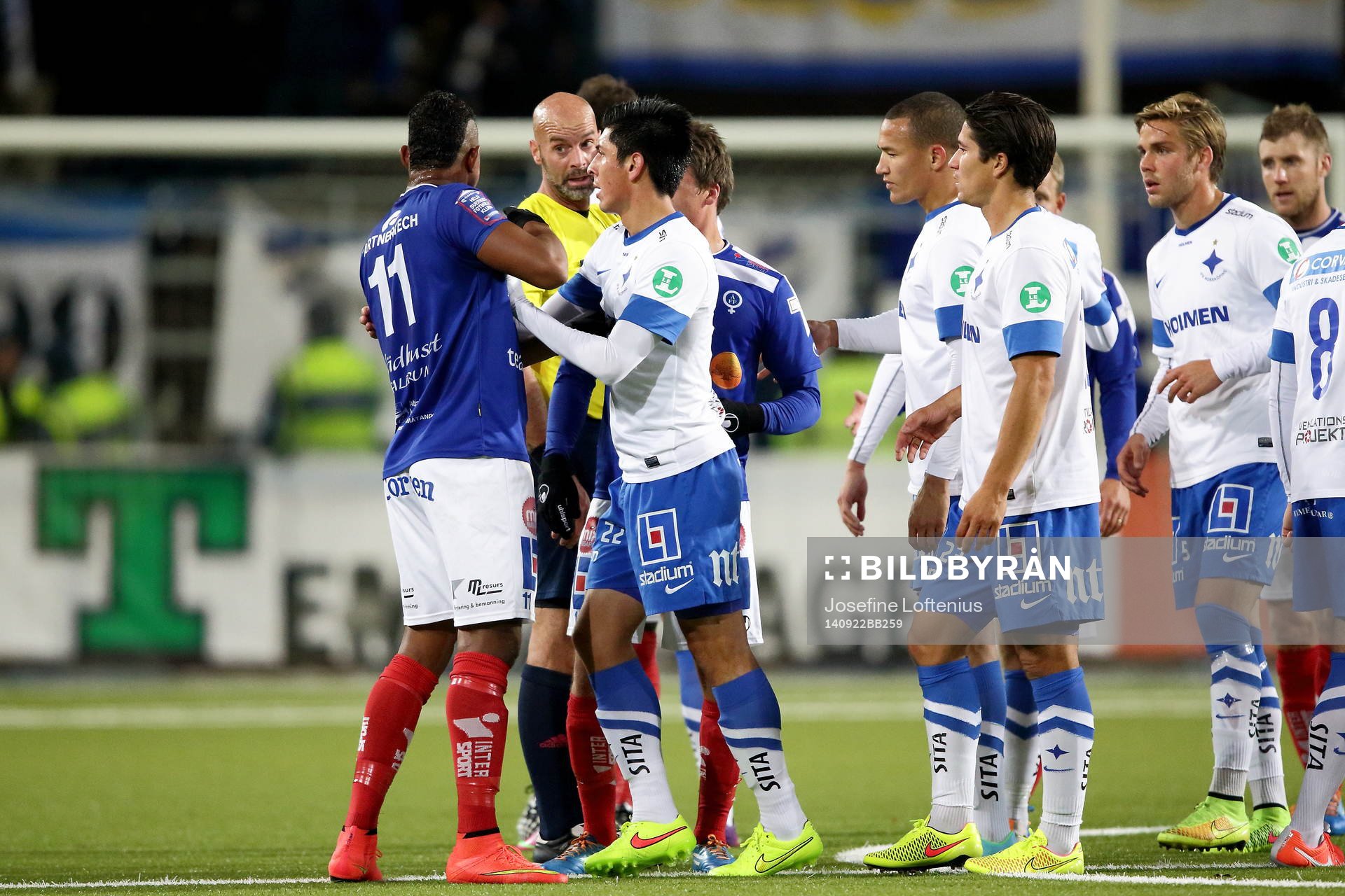 Åtvidabergs Ricardo Santos reagerar efter slutsignalen under fotbollsmatchen i Allsvenskan mellan Åtvidaberg och Norrköping den 22 september 2014 i Åtvidaberg.