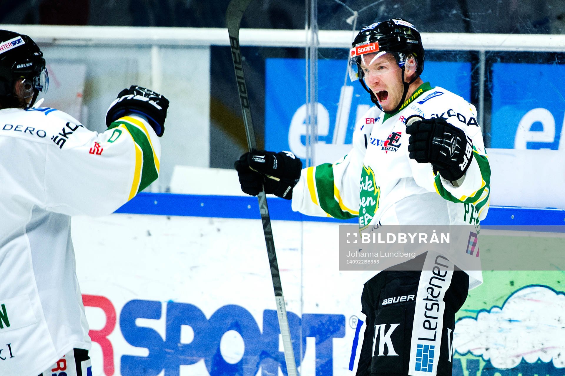 Björklövens Jon Palmebjörk jublar