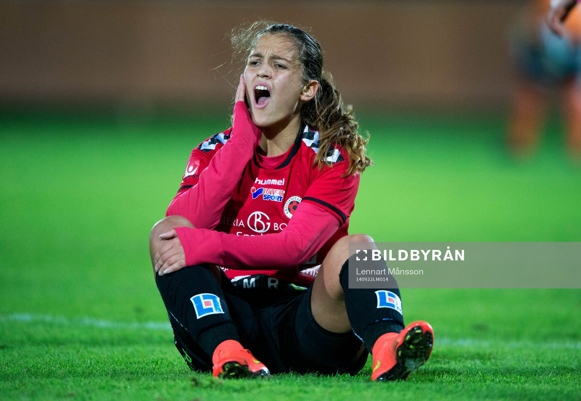 Kristianstads Marija Banusic togs hårt i matchen i