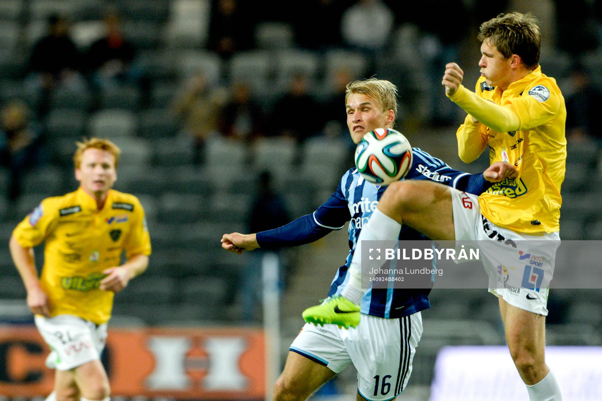 Djurgårdens Sebastian Andersson och Falkenbergs Daniel