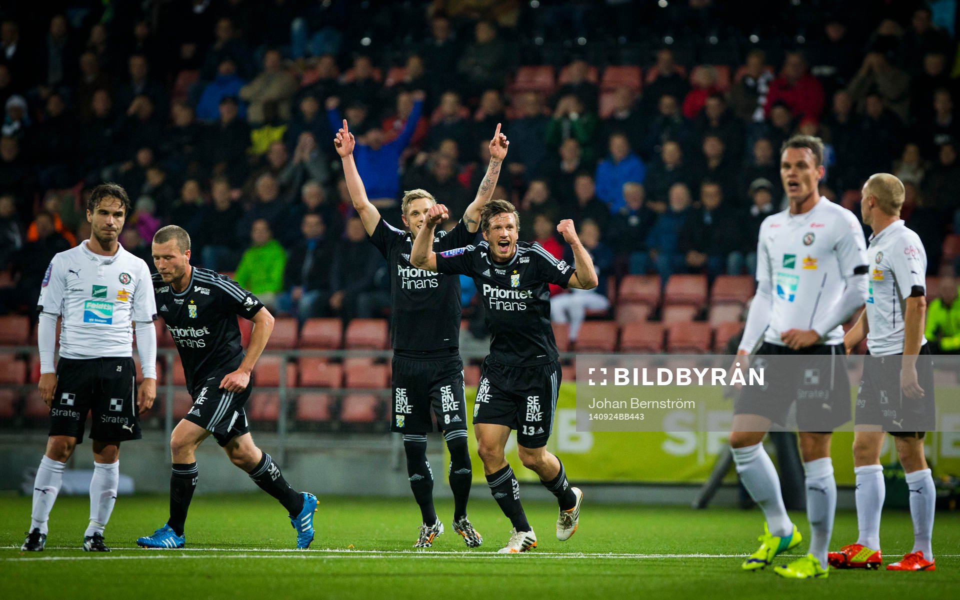 IFK Göteborgs Lasse Vibe gör 3-4 och på bilden jublar
