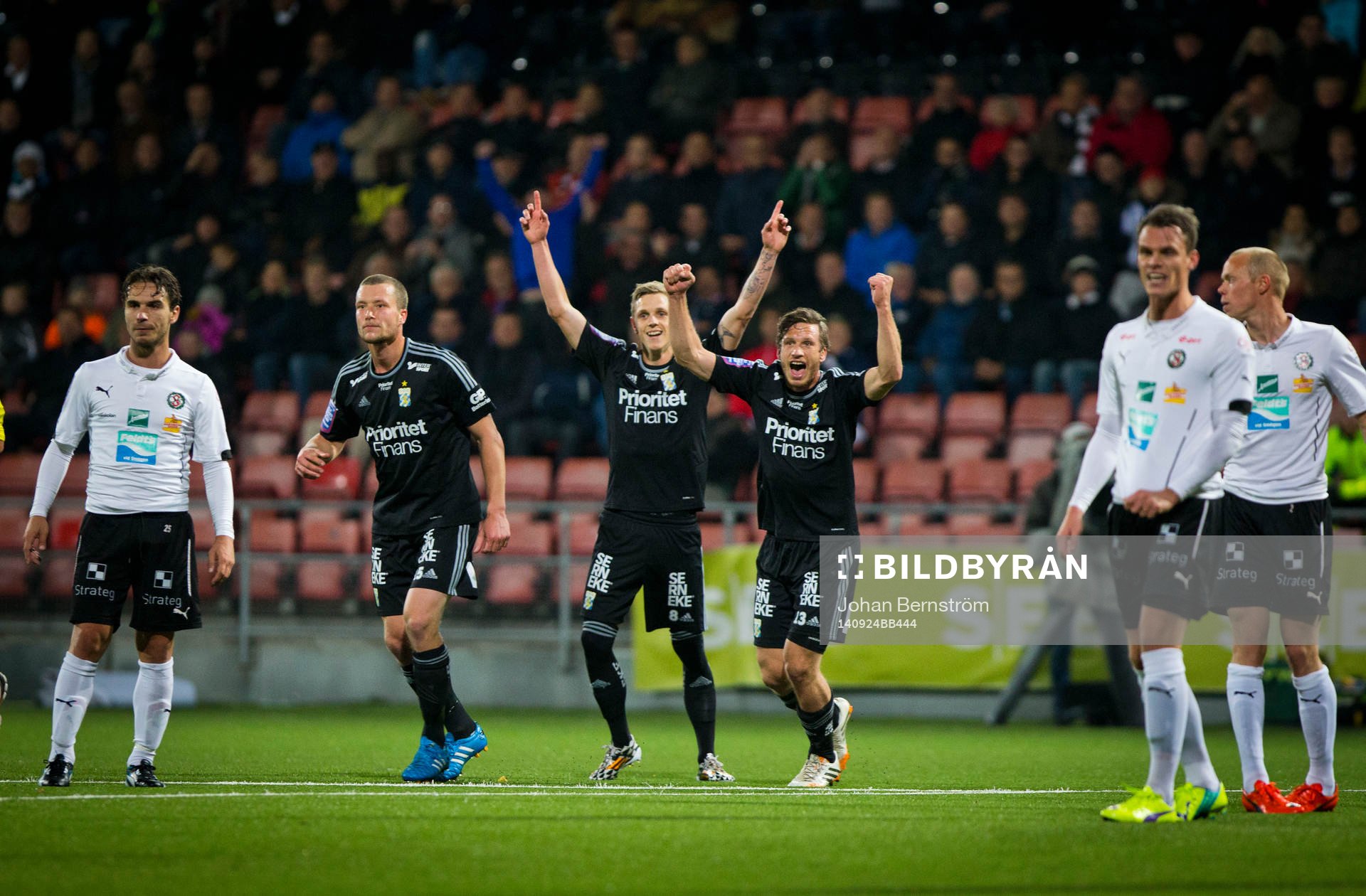 IFK Göteborgs Lasse Vibe gör 3-4 och på bilden jublar