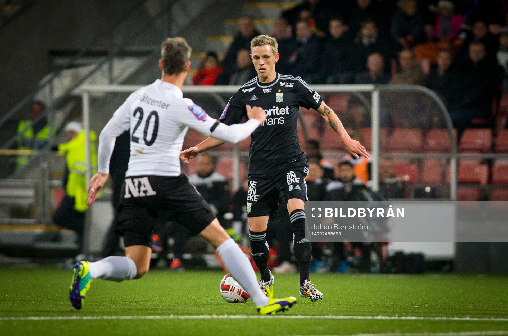 IFK Göteborgs Sören Rieks och Erik Moberg Erik Moberg  mellan Örebro och Göteborg i Allsvenskan den 24 september 2014 i Örebro.