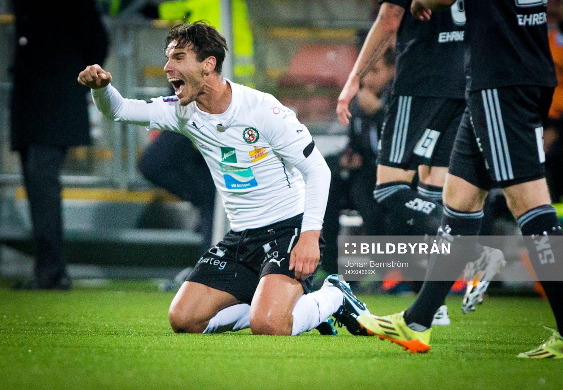 Örebros Nordin Gerzic deppar mellan Örebro och Göteborg