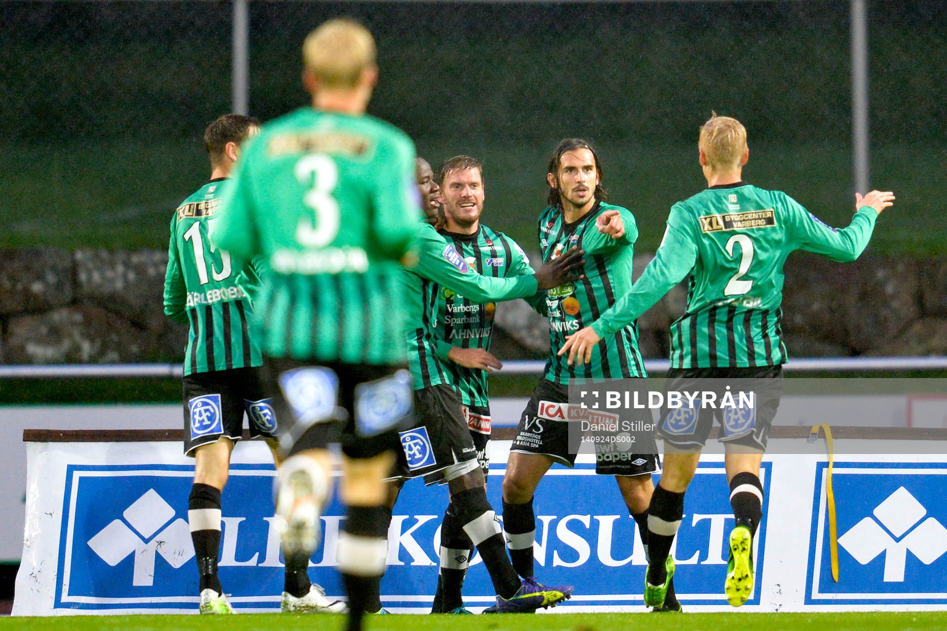 Varbergs Karl Söderström jublar