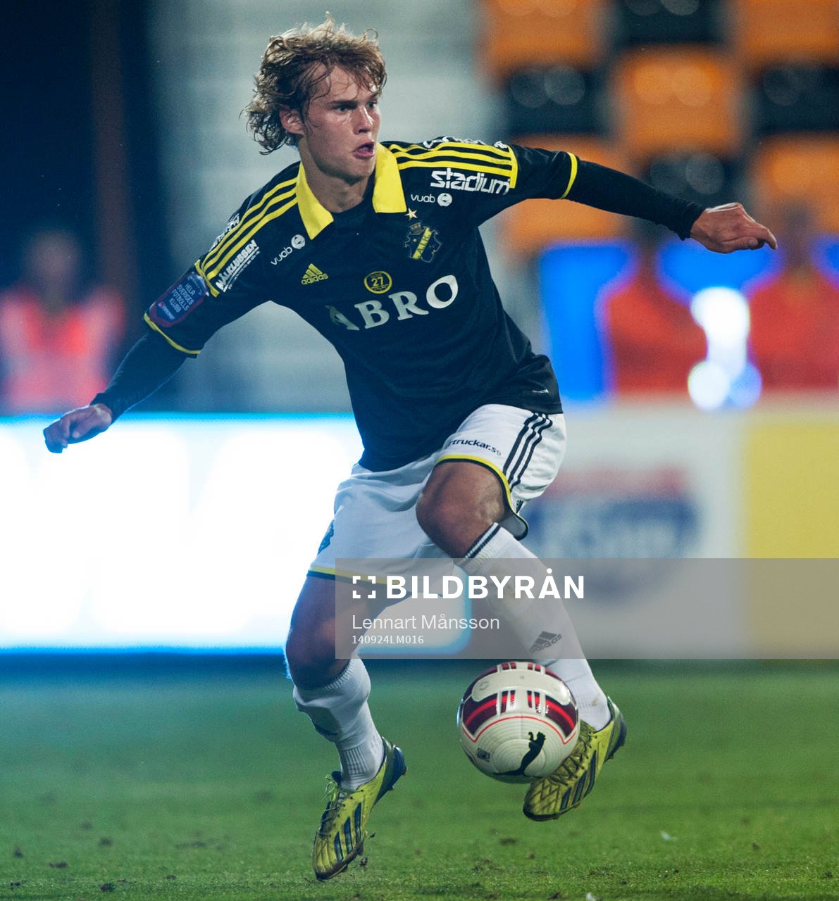 s Sam Lundholm  i matchen i allsvenskan mellan Mjällby och
