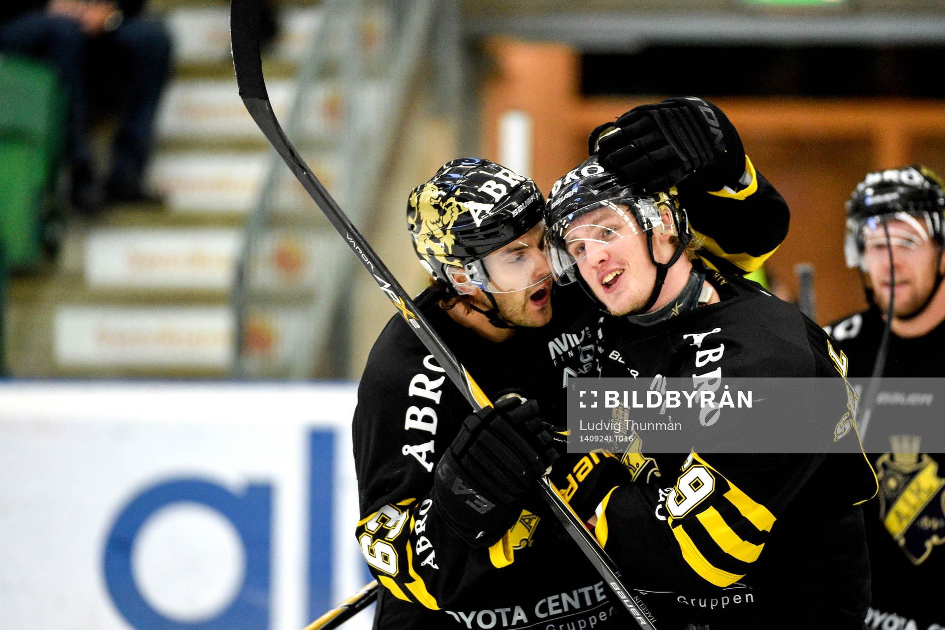 s Johan Sellerstrand jublar